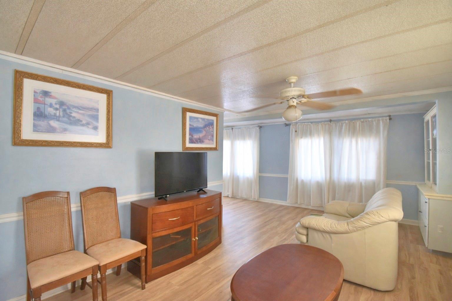 Image 6 of 59 For 4173 Rolling Oaks Drive