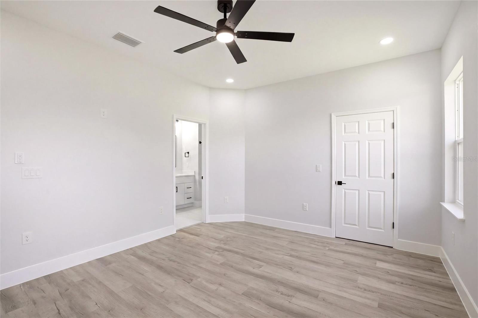 Image 10 of 33 For 3108 Buttercup Lane