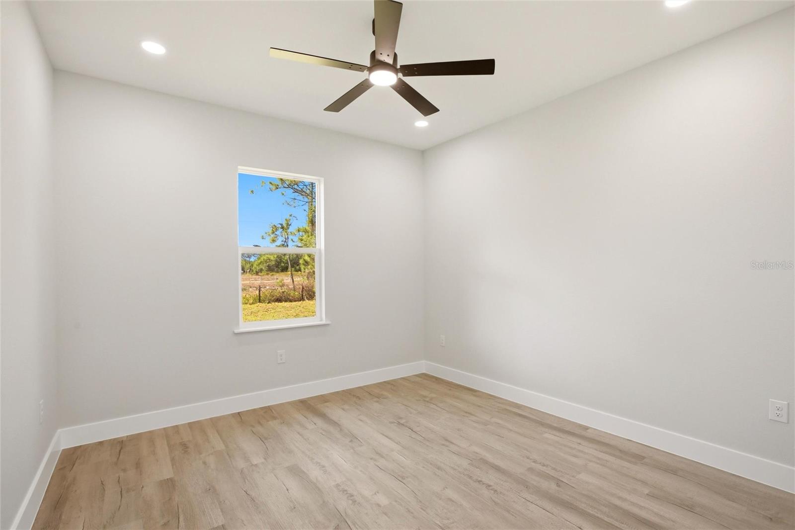 Image 15 of 33 For 3108 Buttercup Lane