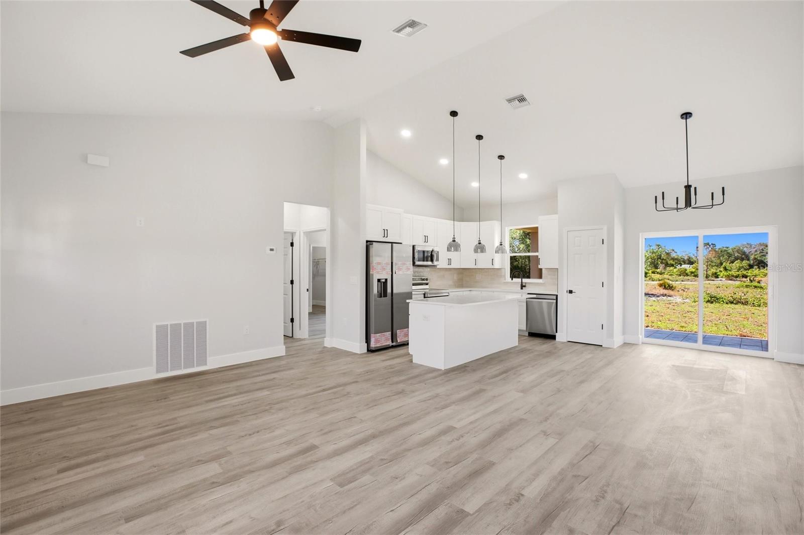 Image 4 of 33 For 3108 Buttercup Lane