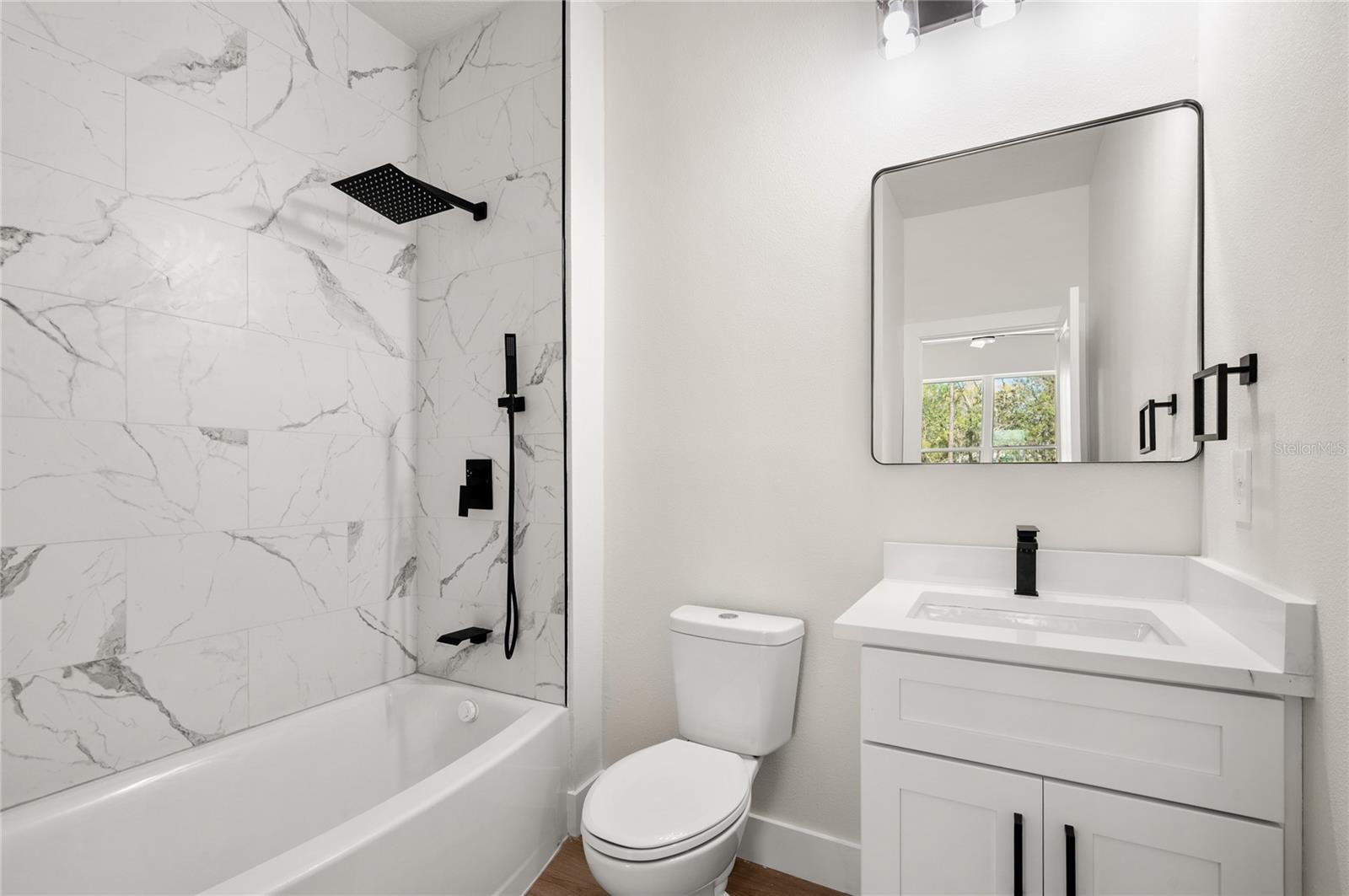 Image 11 of 13 For 7322 Granada Boulevard