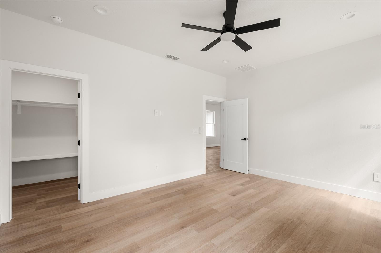 Image 12 of 13 For 7322 Granada Boulevard