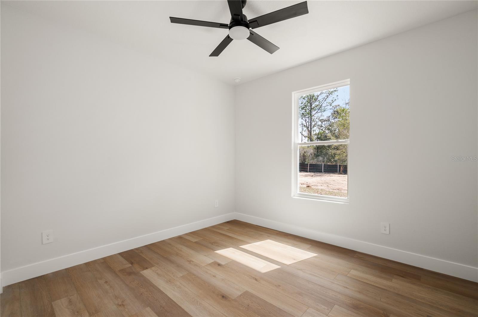 Image 8 of 13 For 7322 Granada Boulevard