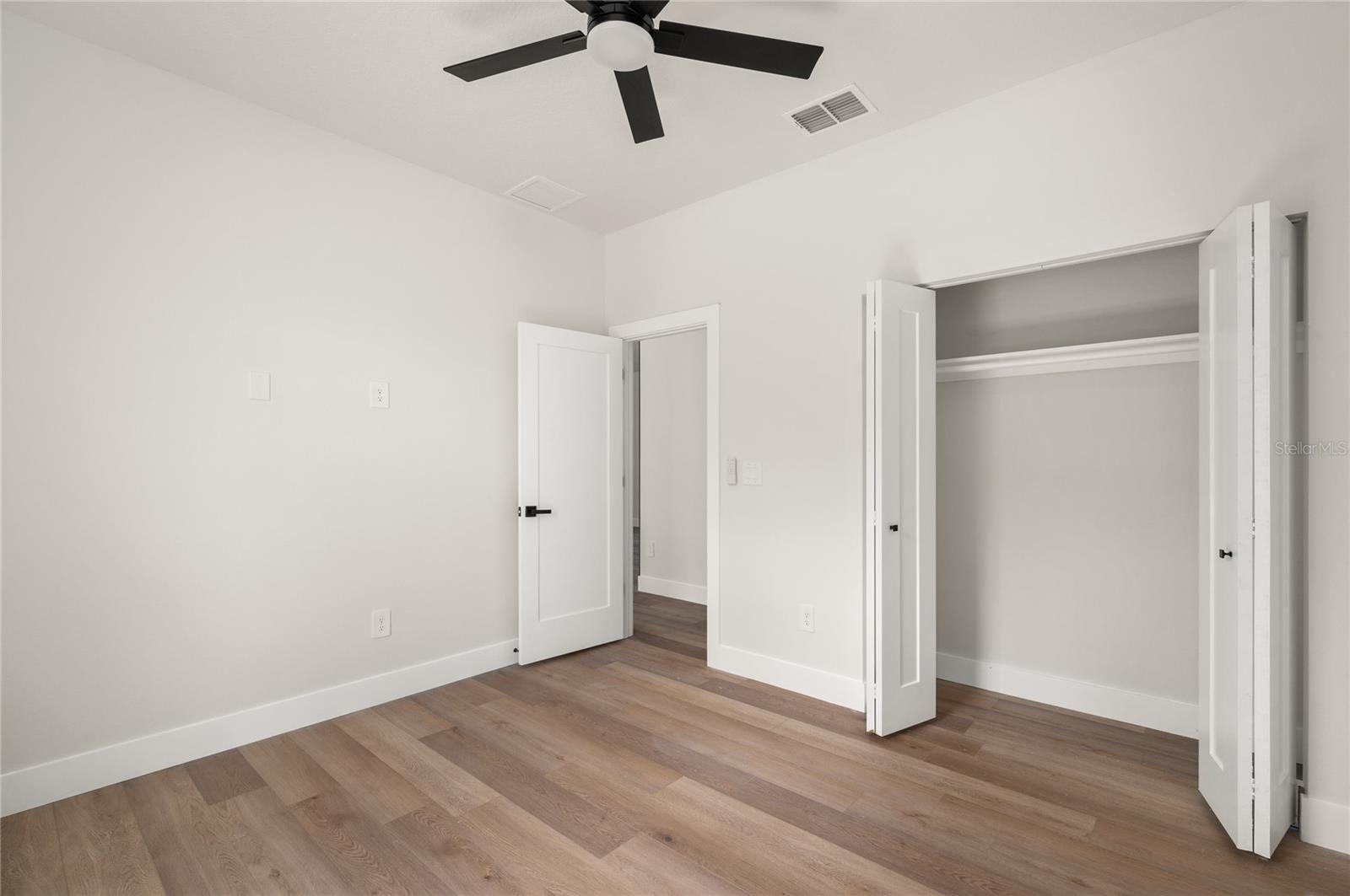 Image 9 of 13 For 7322 Granada Boulevard