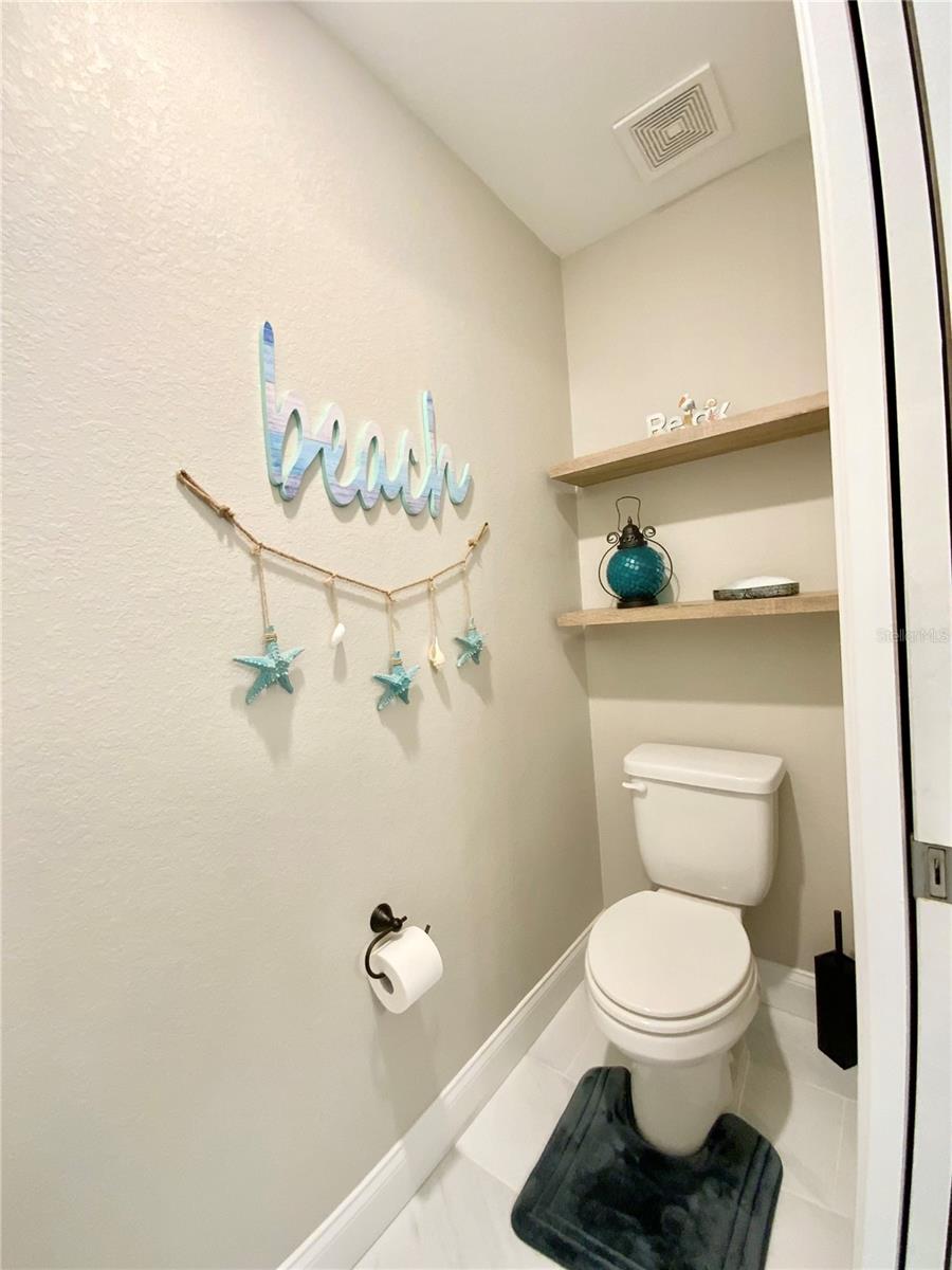 Image 30 of 63 For 692 Howard Road