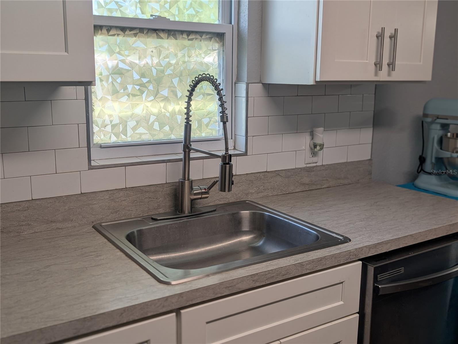 Image 17 of 64 For 739 Center Street