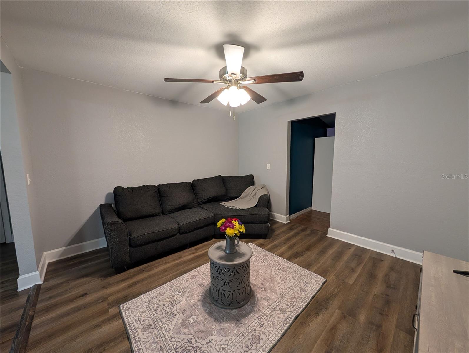 Image 32 of 64 For 739 Center Street