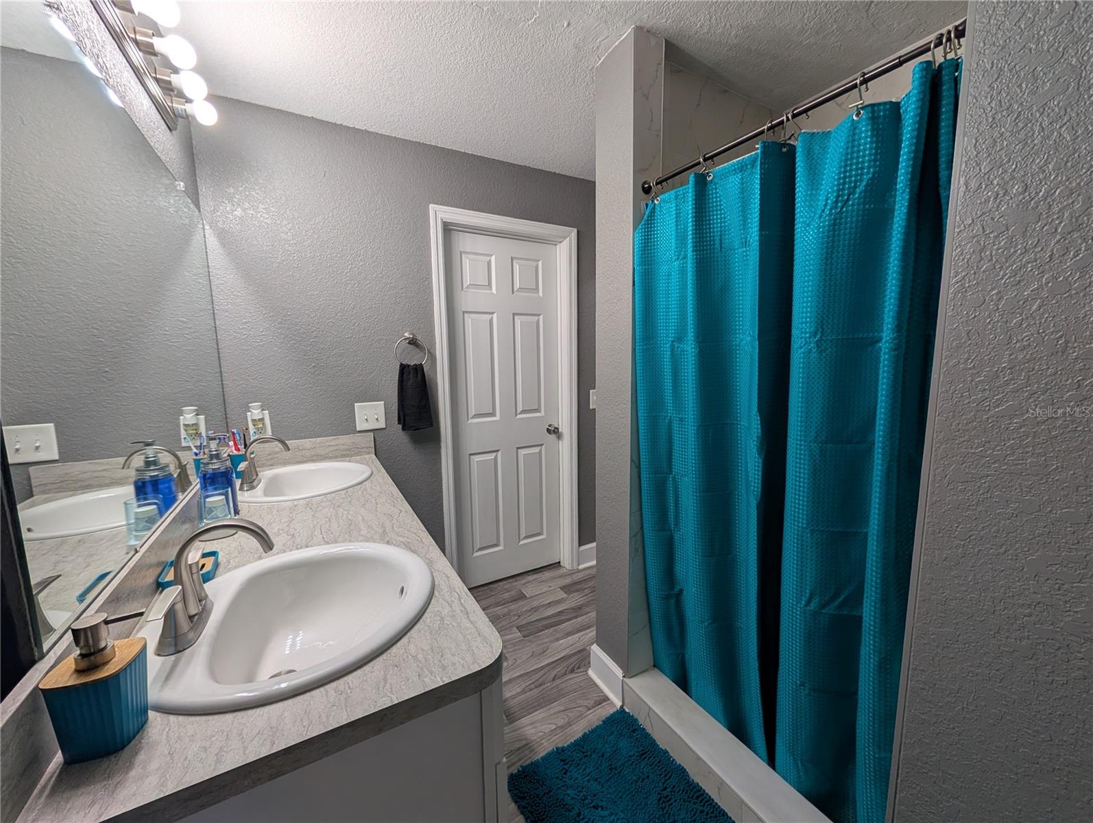 Image 49 of 64 For 739 Center Street