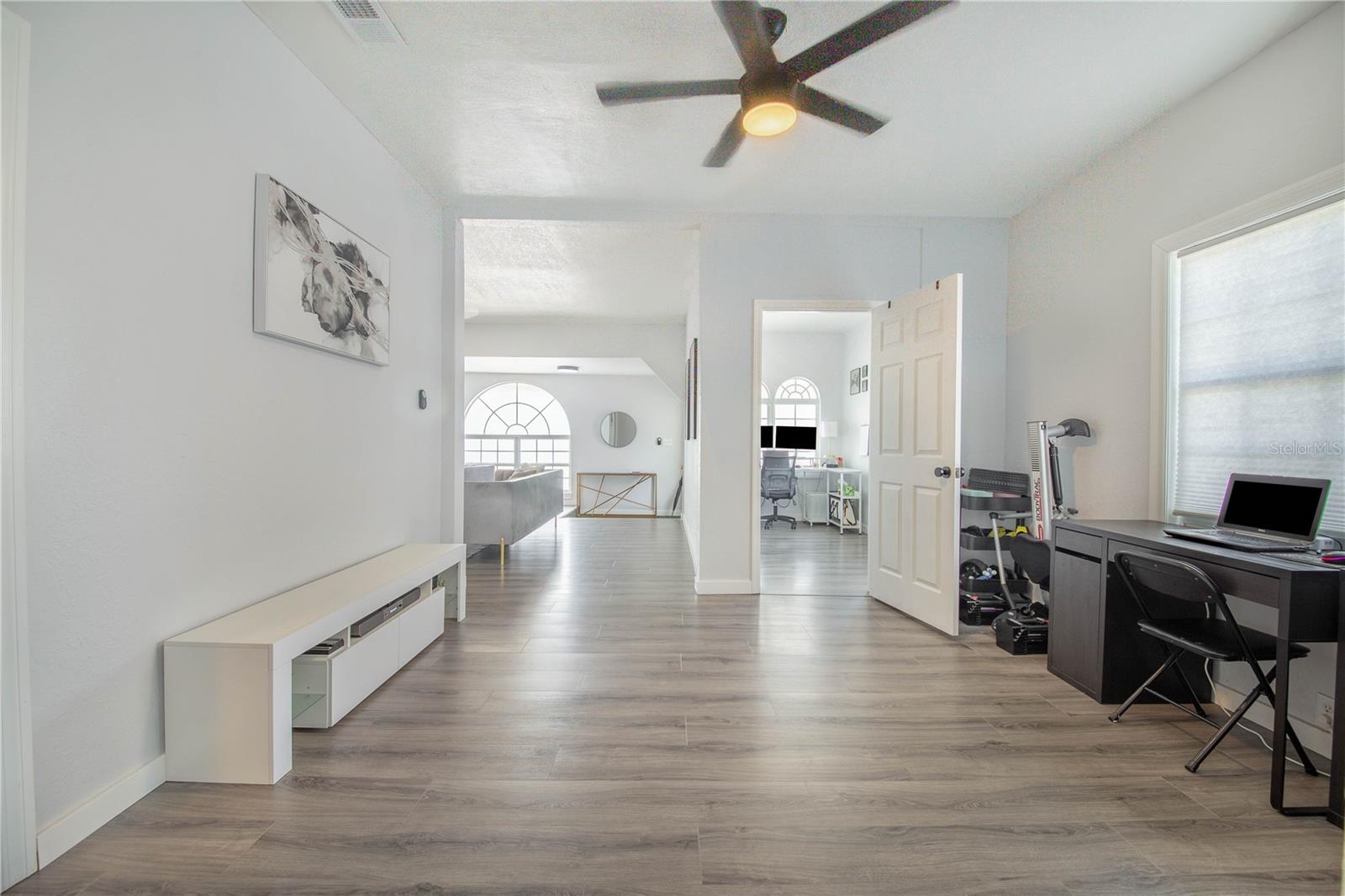 Image 13 of 38 For 1124 Avenue F