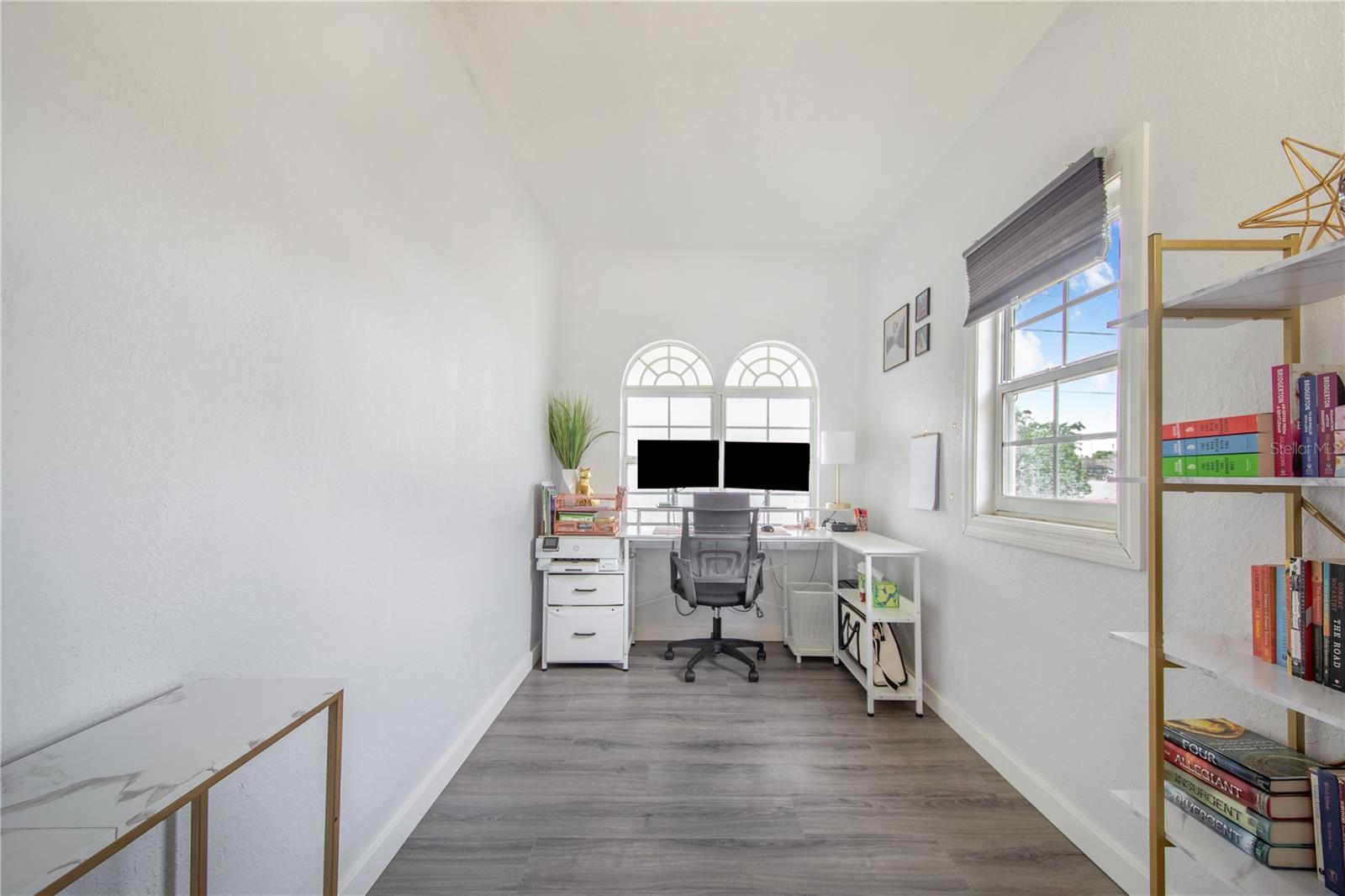 Image 14 of 38 For 1124 Avenue F