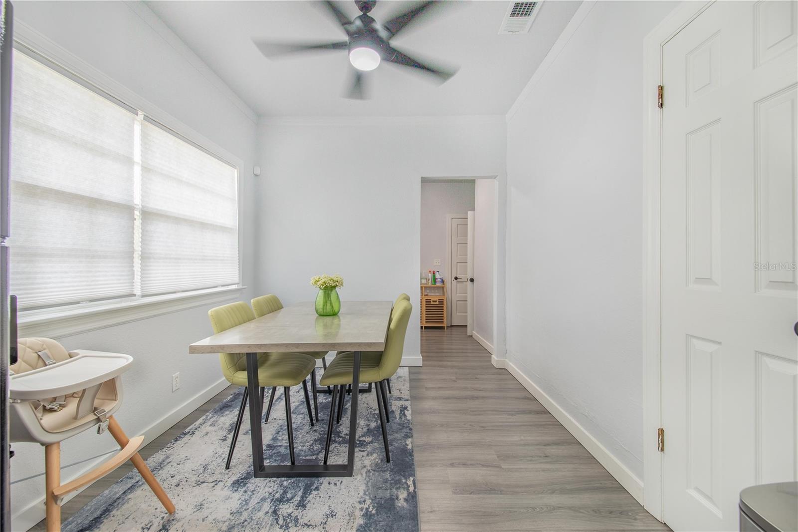 Image 17 of 38 For 1124 Avenue F