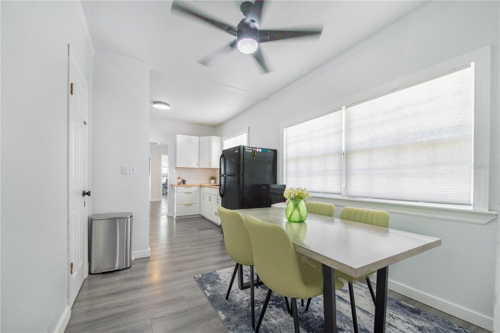 Image 18 of 38 For 1124 Avenue F