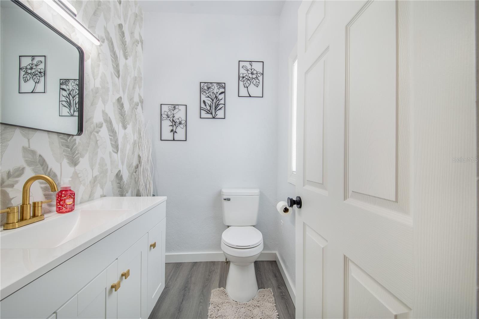 Image 24 of 38 For 1124 Avenue F