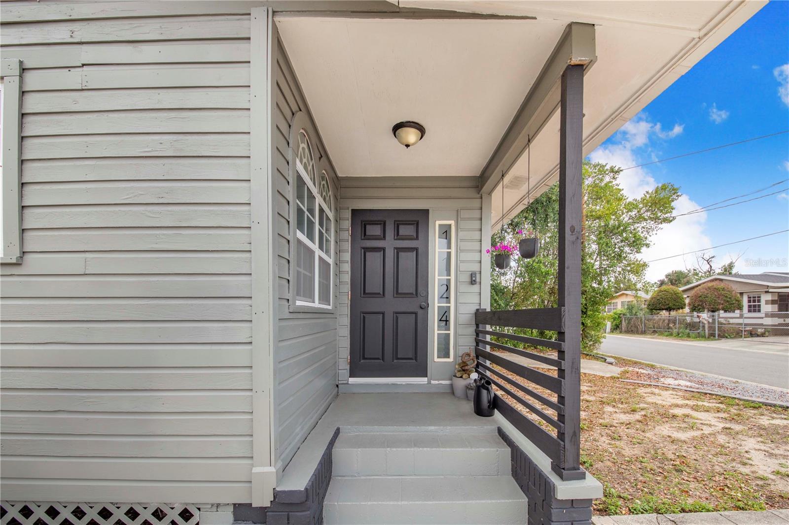 Image 6 of 38 For 1124 Avenue F