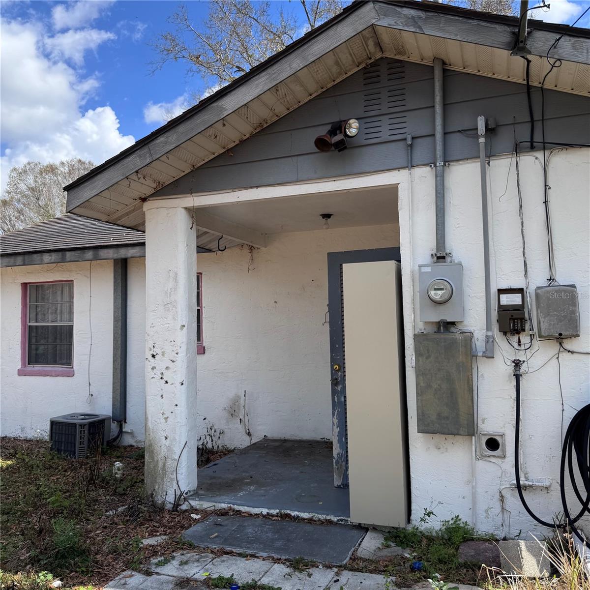 Image 12 of 17 For 128 Center Street