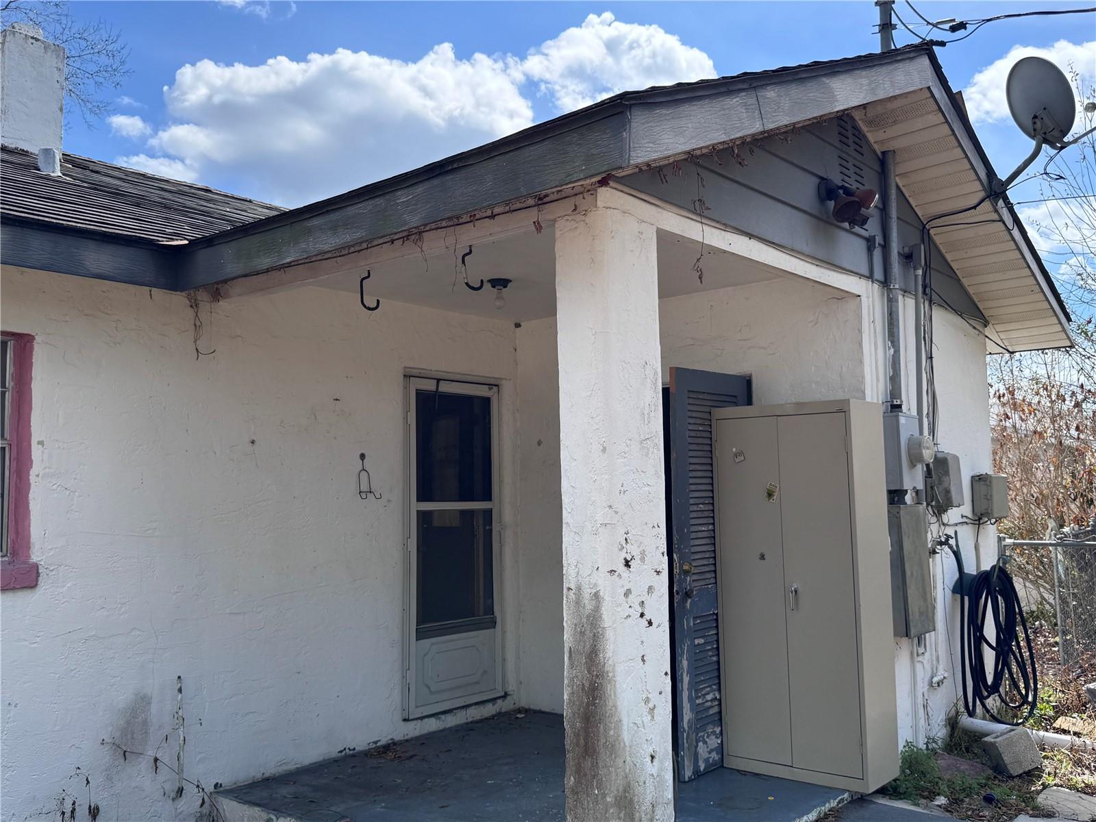 Image 13 of 17 For 128 Center Street