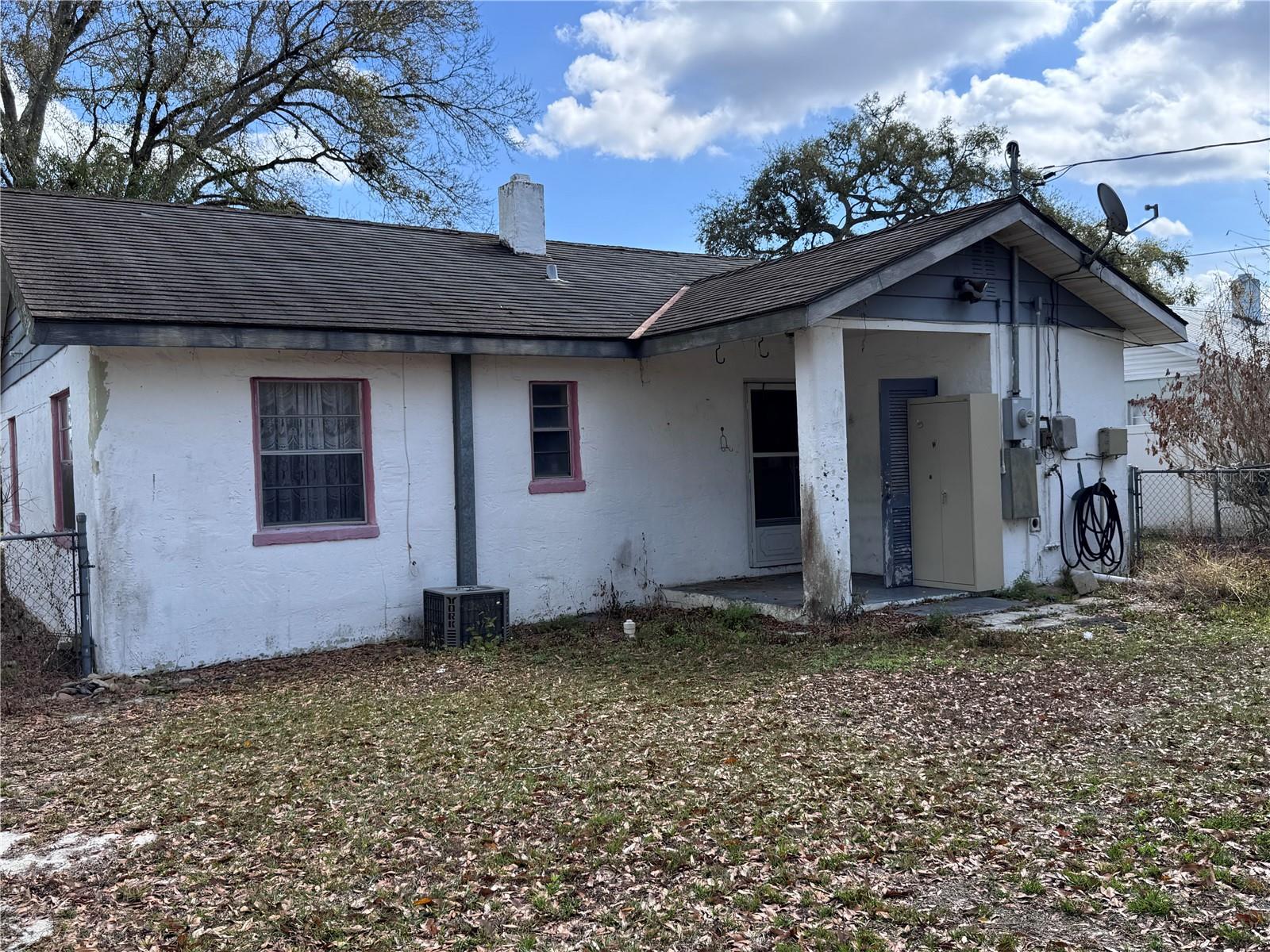 Image 14 of 17 For 128 Center Street