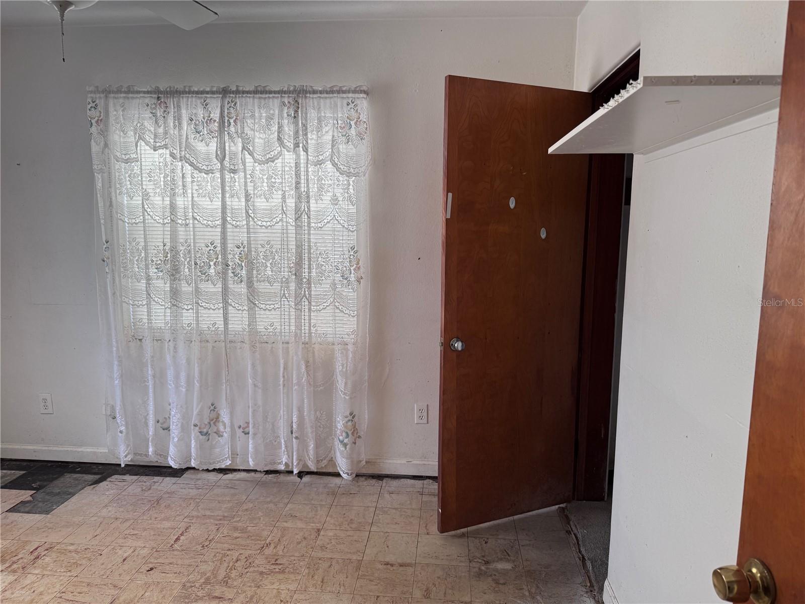 Image 7 of 17 For 128 Center Street