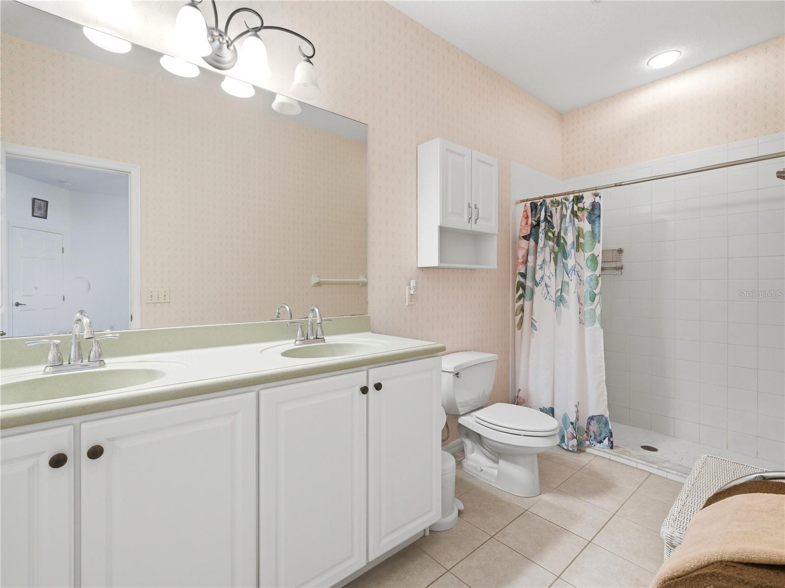 Image 22 of 63 For 4067 Birkdale Drive