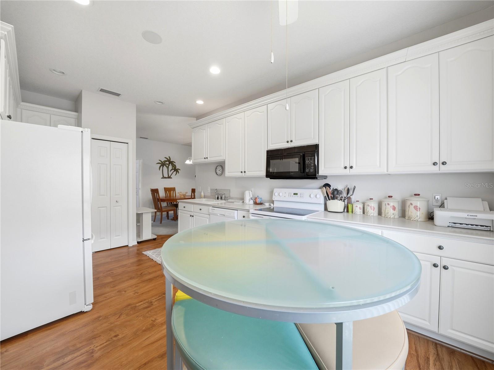 Image 4 of 63 For 4067 Birkdale Drive