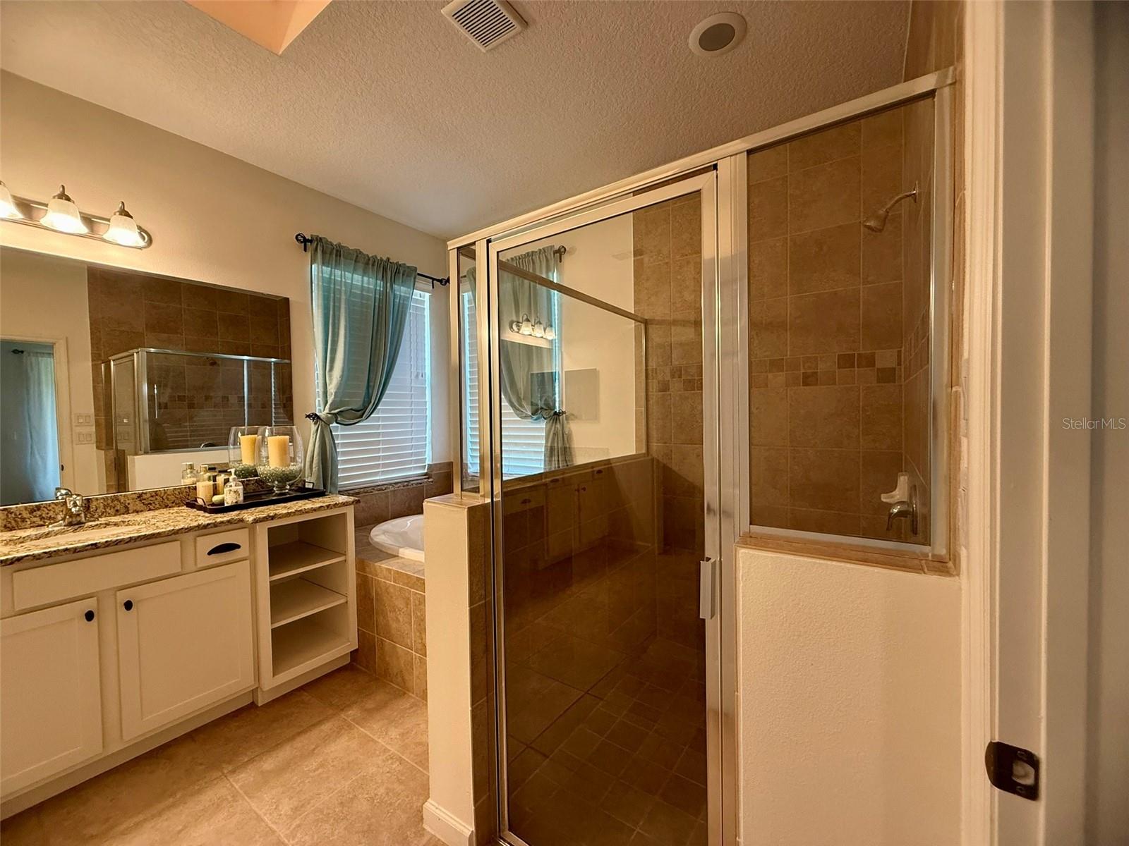 Image 41 of 92 For 16114 Morning Dew Way