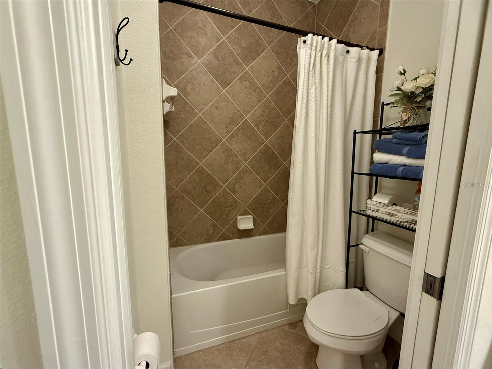 Image 46 of 92 For 16114 Morning Dew Way