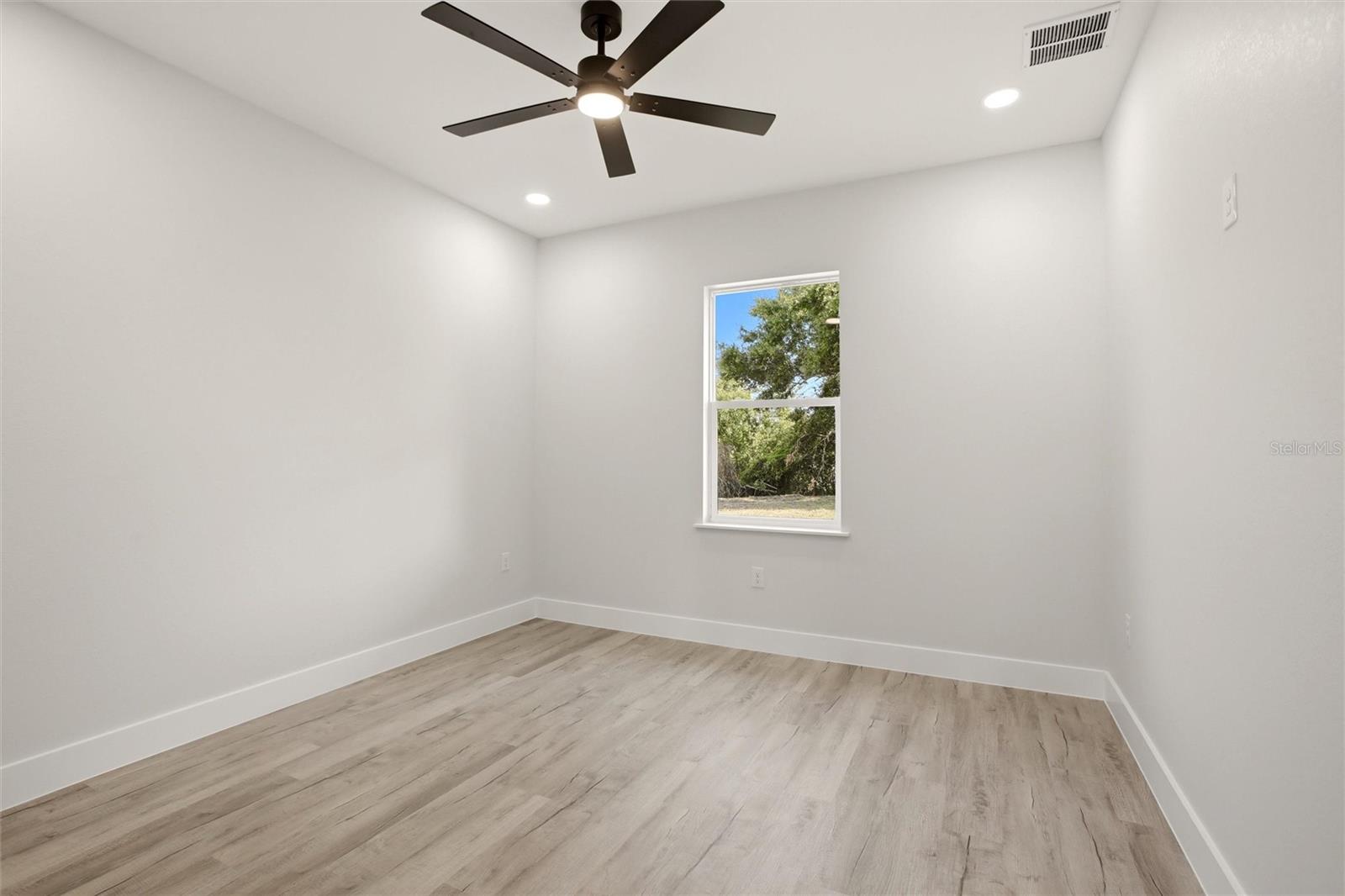 Image 20 of 32 For 1313 Blue Heron Drive