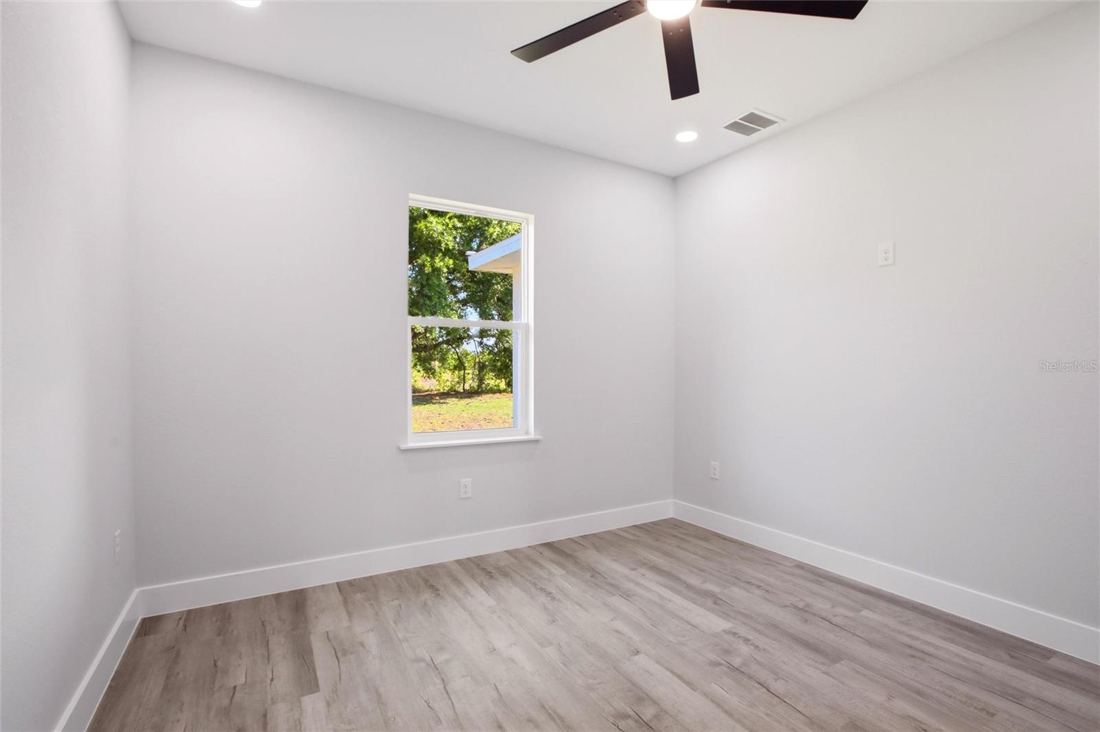 Image 21 of 32 For 1313 Blue Heron Drive