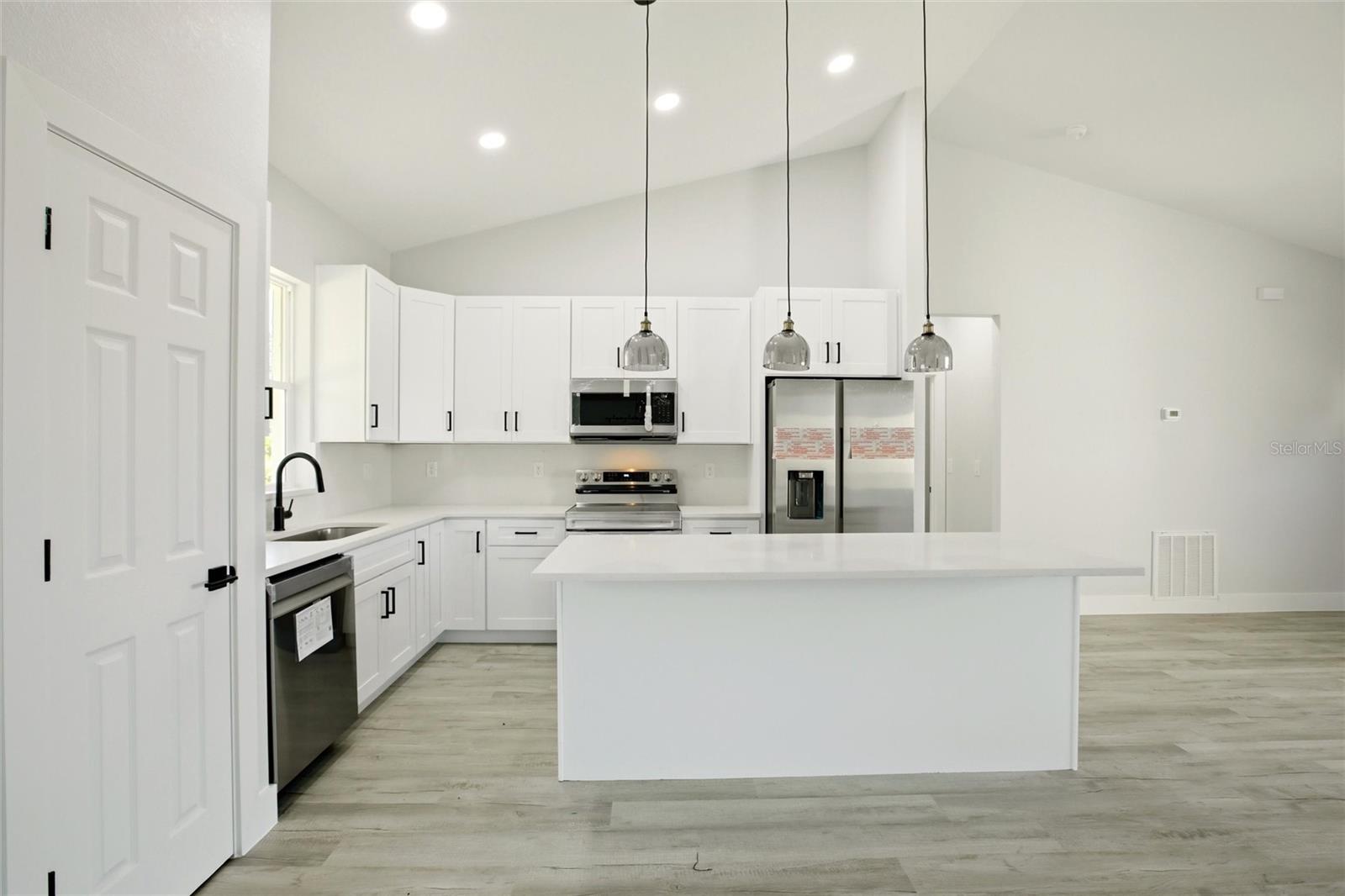 Image 6 of 32 For 1313 Blue Heron Drive