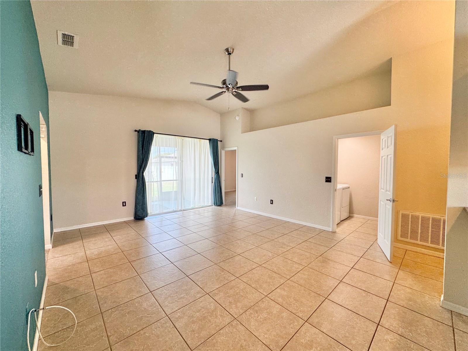 Image 13 of 39 For 4741 Mandolin Loop