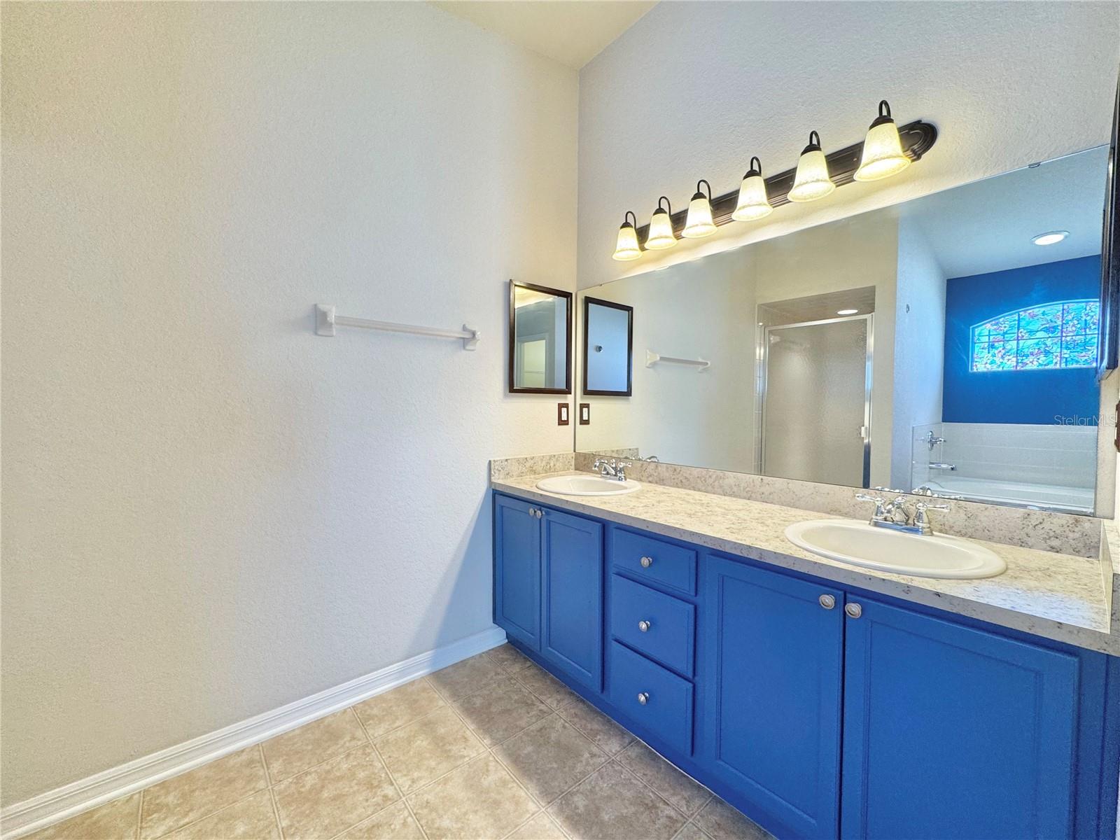 Image 20 of 39 For 4741 Mandolin Loop