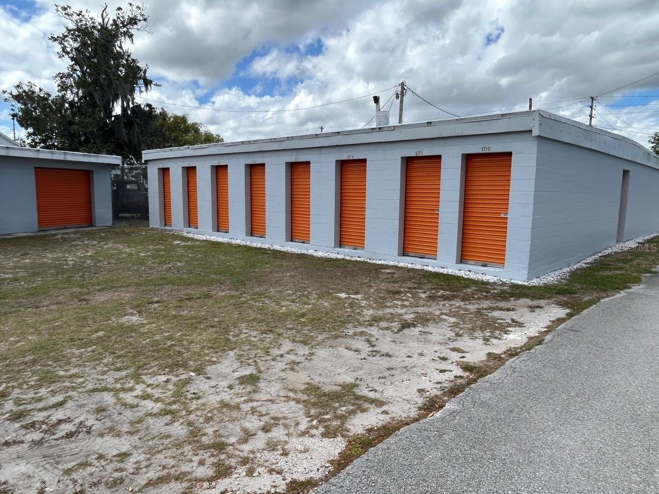 Image 4 of 9 For 1590 Park Avenue