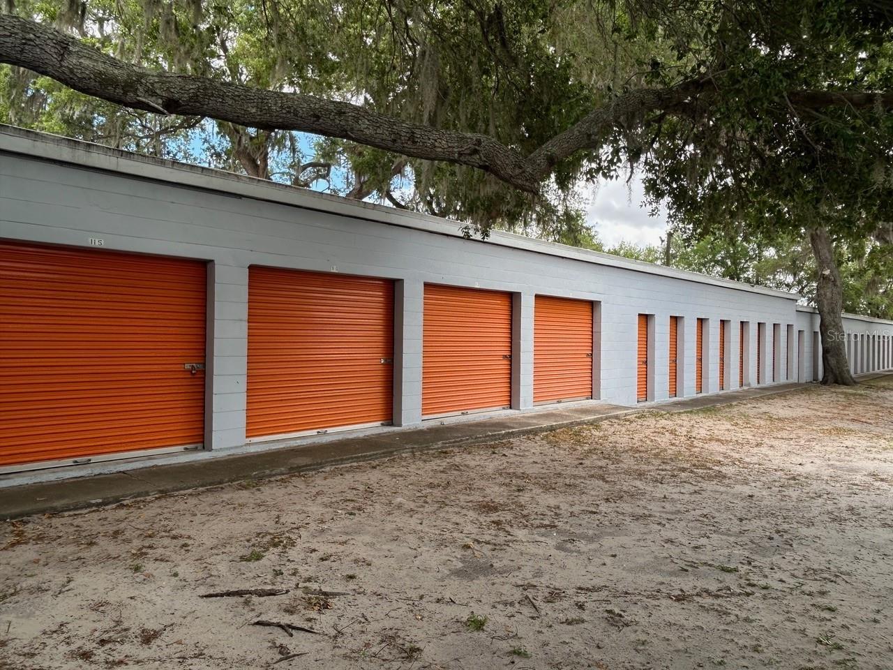 Image 6 of 9 For 1590 Park Avenue