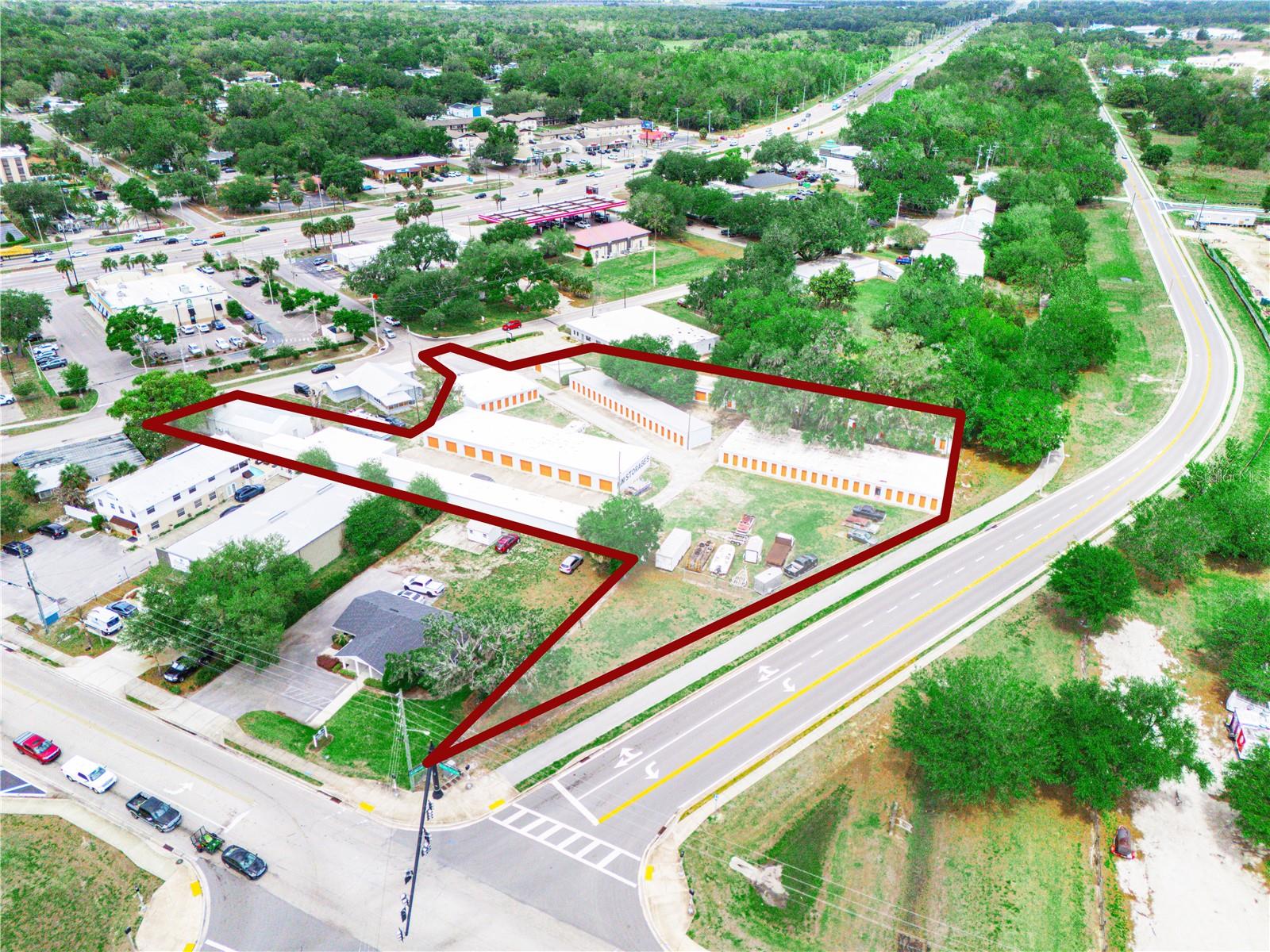 Image 9 of 9 For 1590 Park Avenue