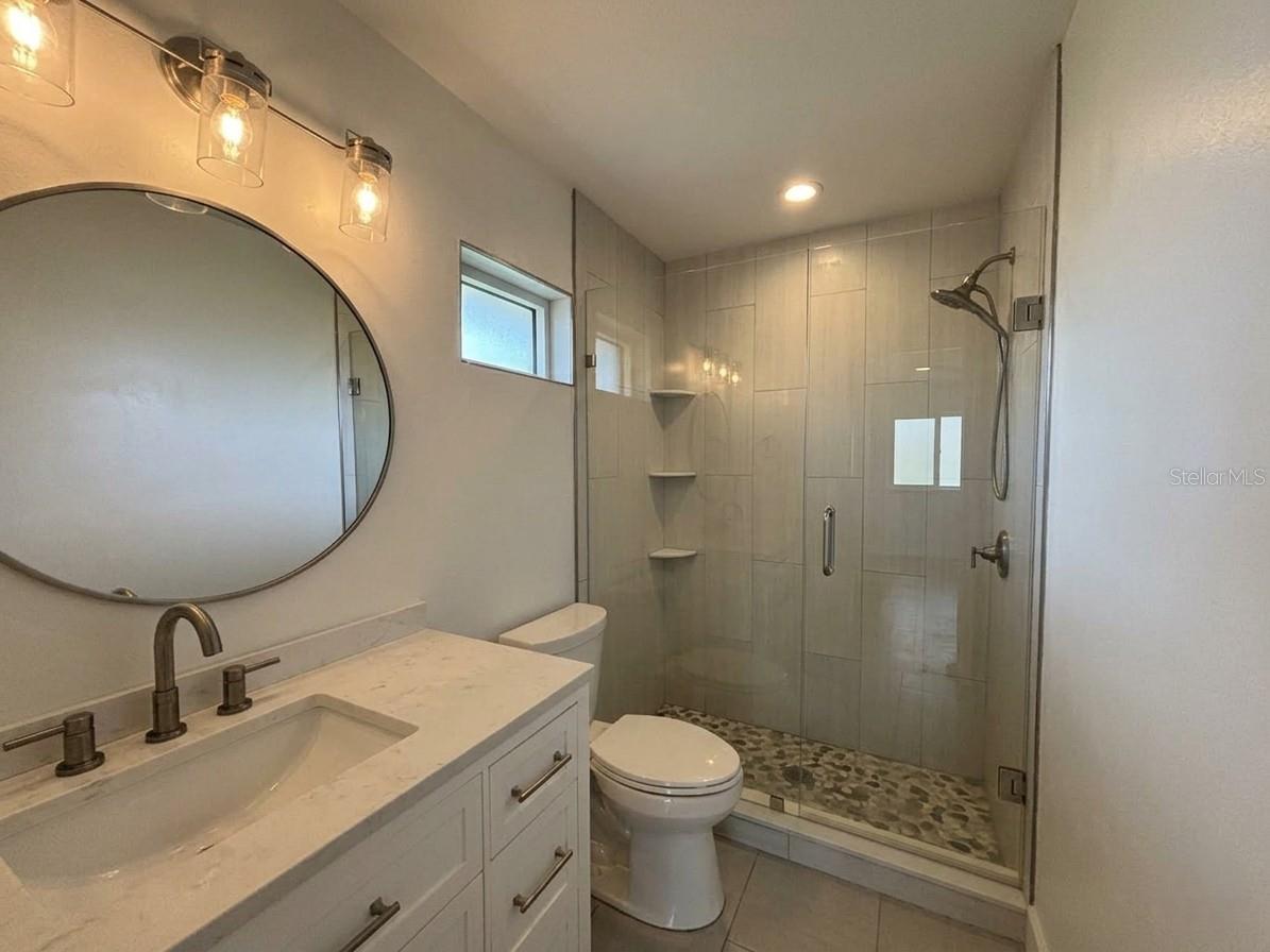 Image 17 of 22 For 116 Holmes Place