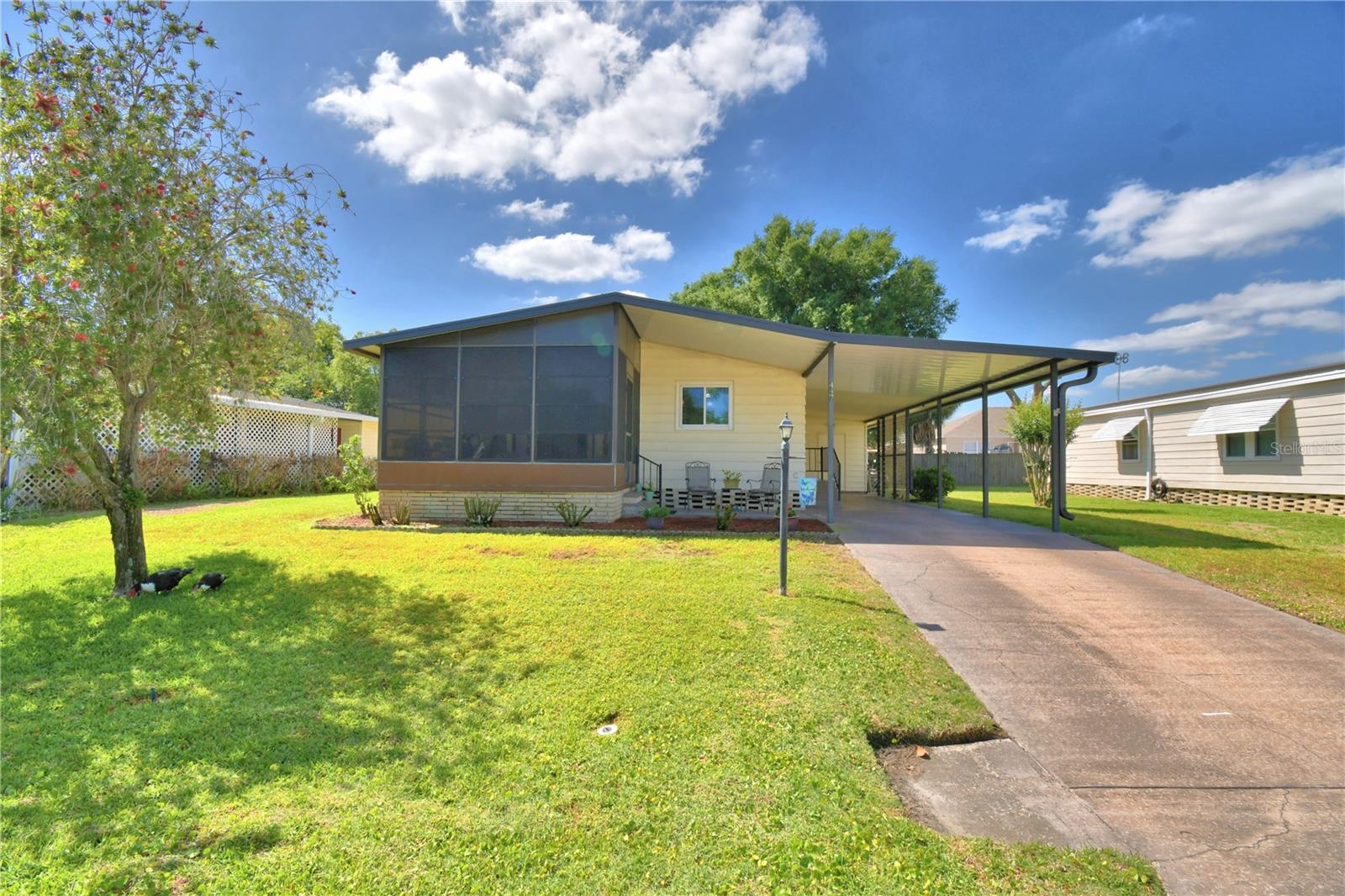 Details for 447 Village Circle Sw, WINTER HAVEN, FL 33880