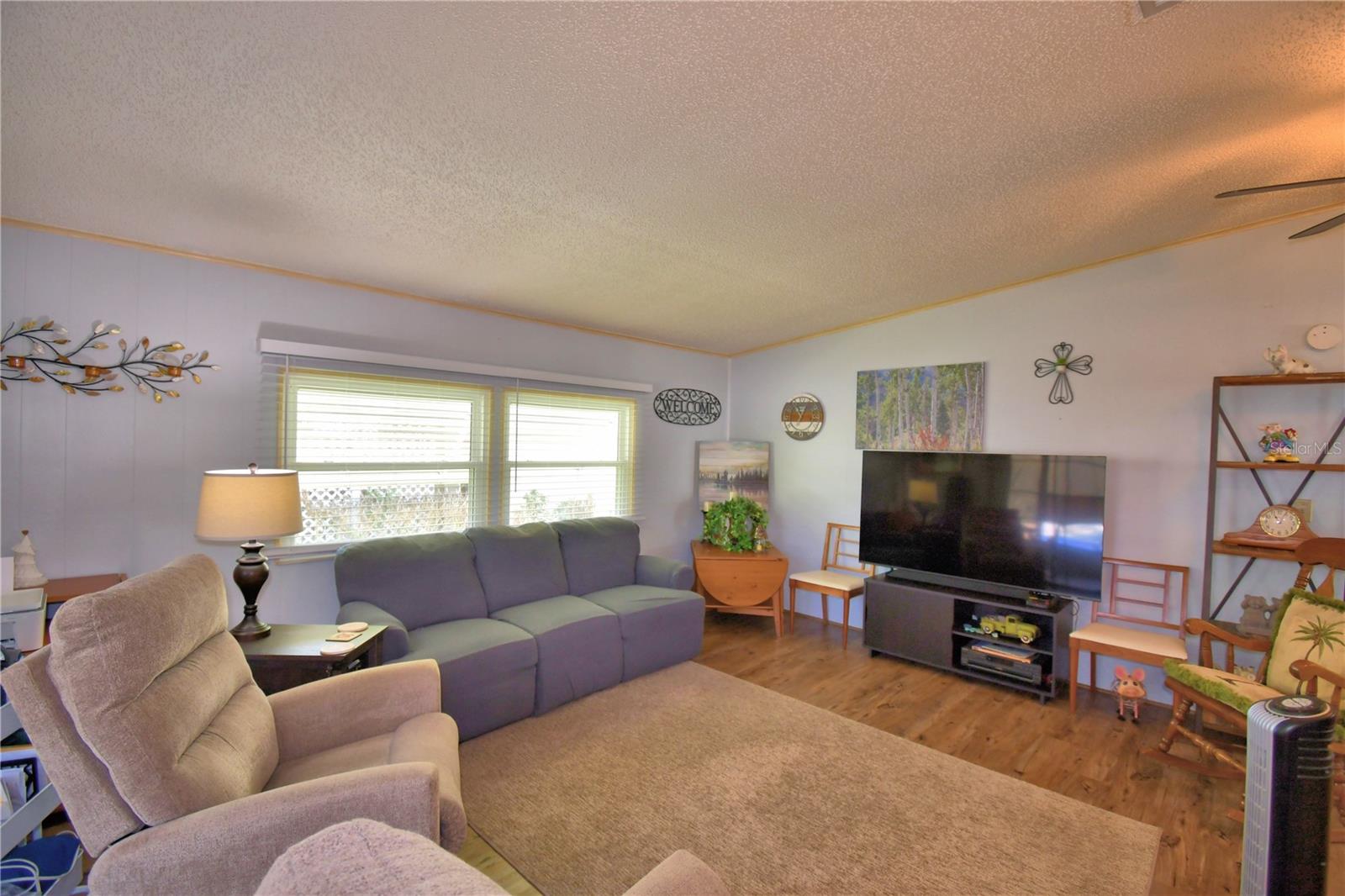 Image 11 of 48 For 447 Village Circle Sw