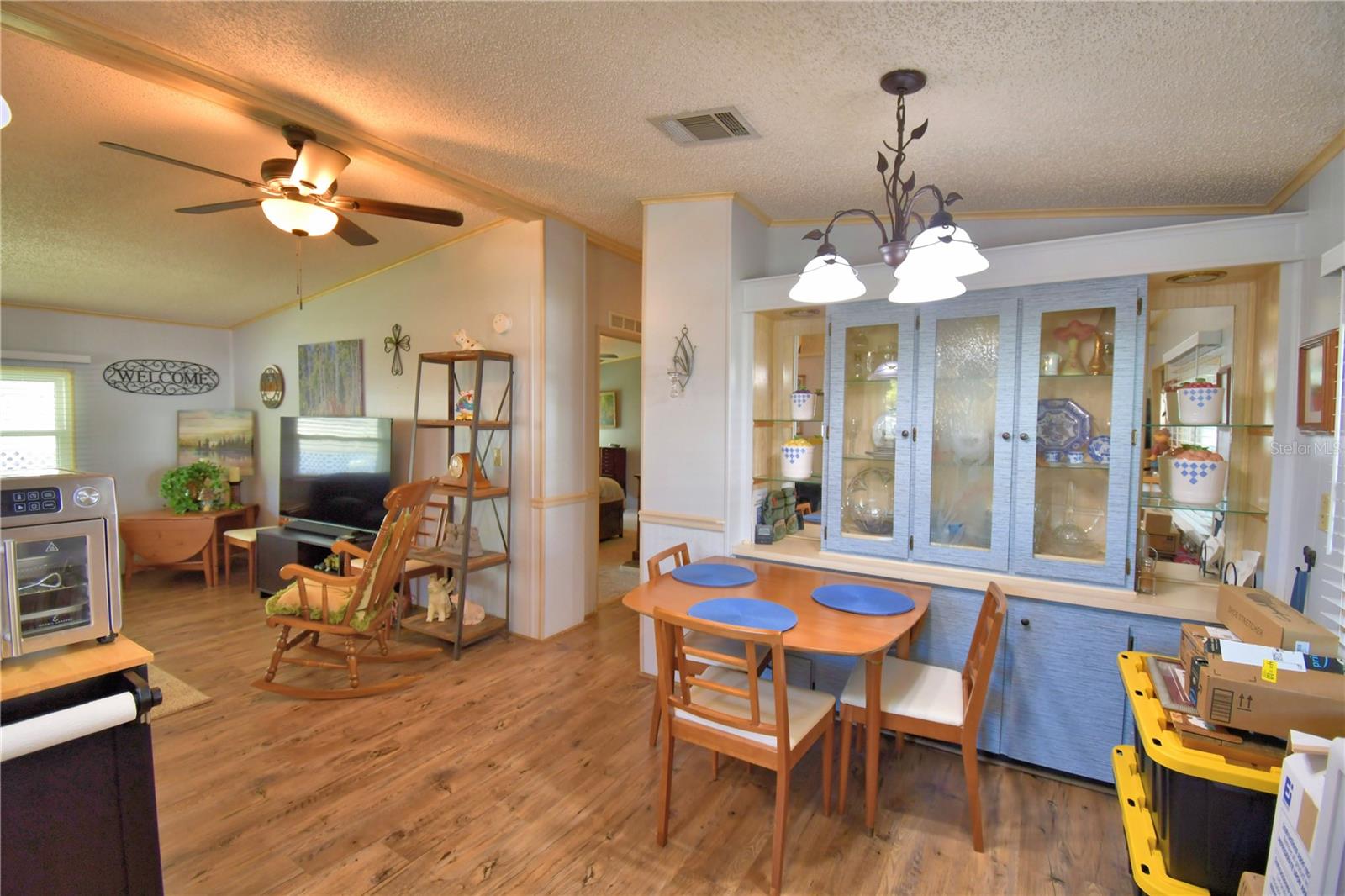 Image 14 of 48 For 447 Village Circle Sw