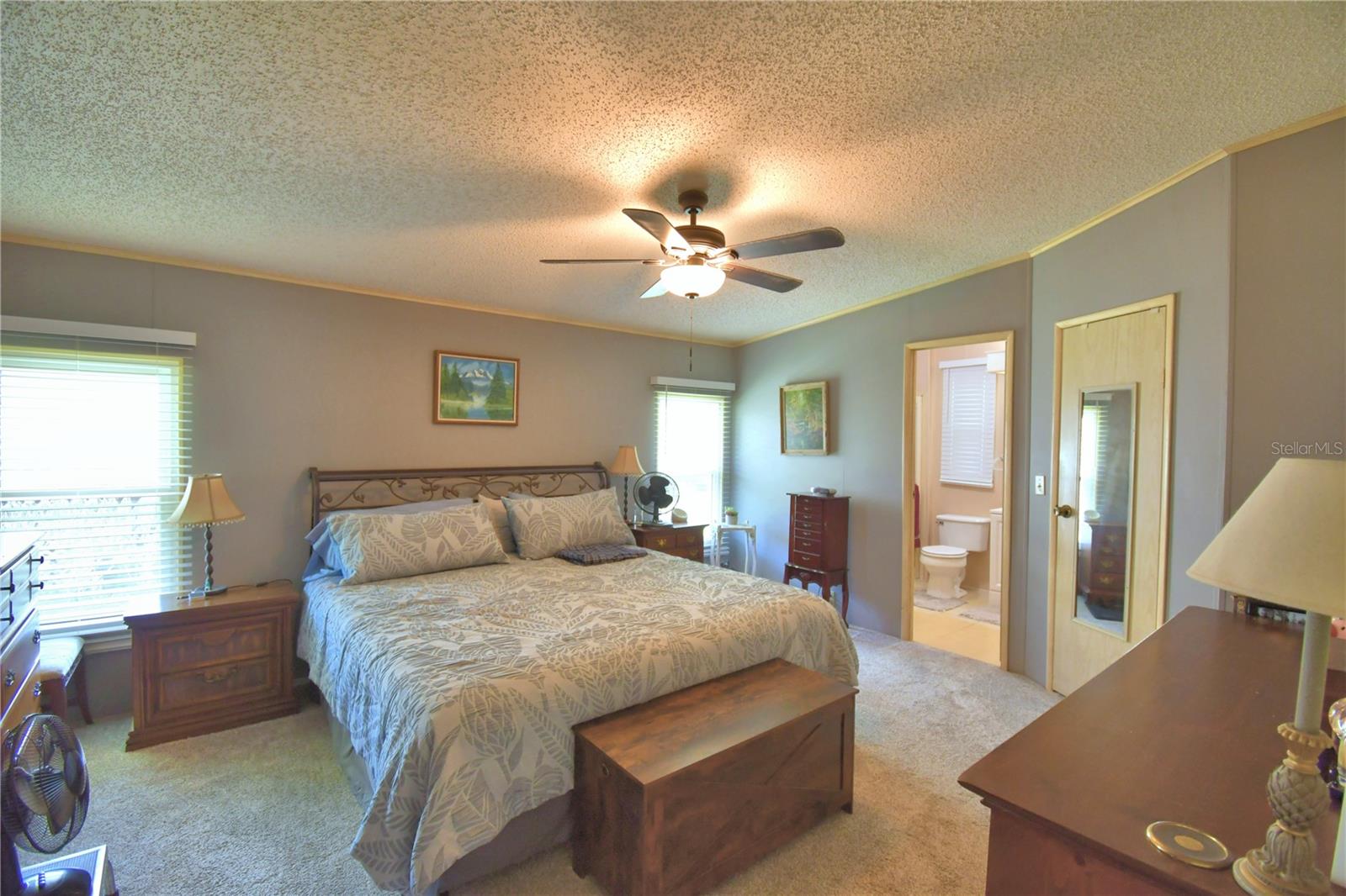 Image 25 of 48 For 447 Village Circle Sw