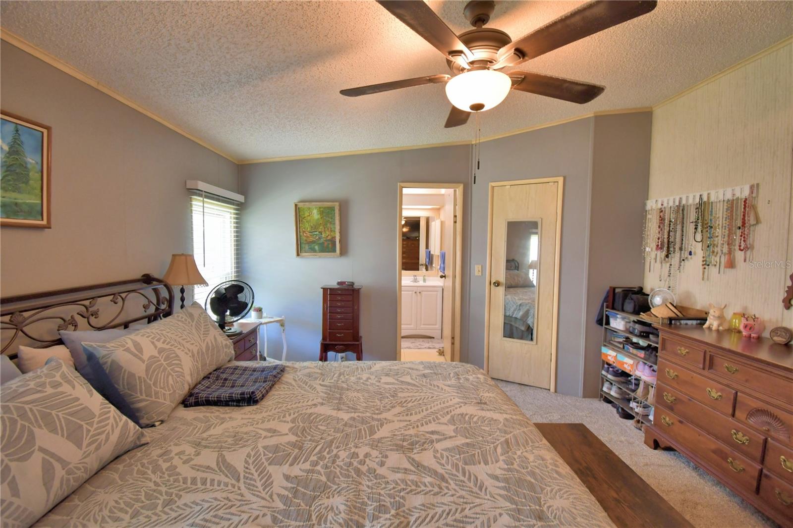 Image 29 of 48 For 447 Village Circle Sw