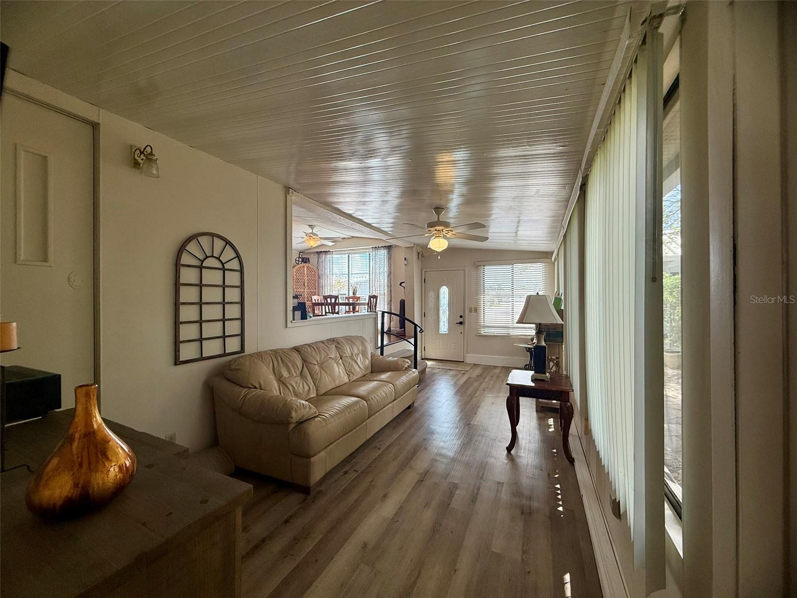 Image 14 of 27 For 205 Pansy Street