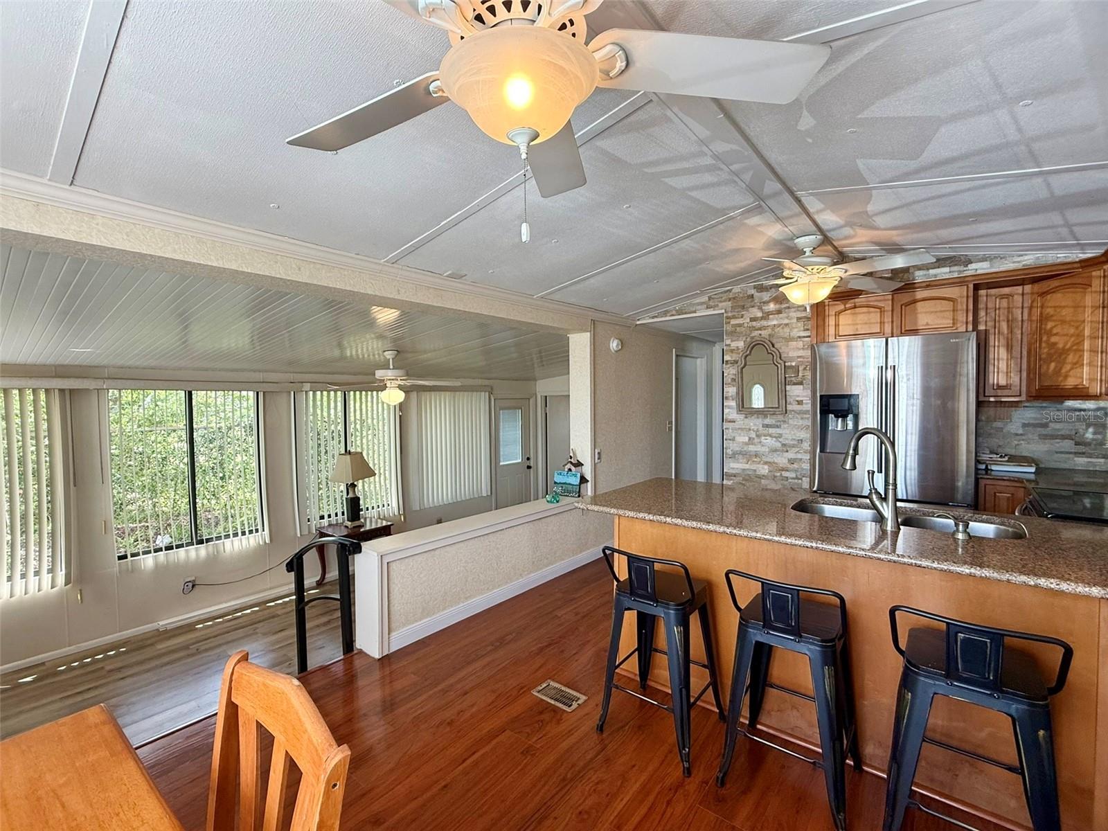 Image 5 of 27 For 205 Pansy Street