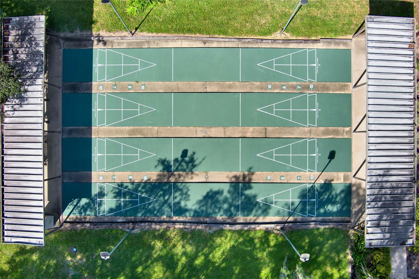 Image 34 of 39 For 4241 Alamanda Boulevard