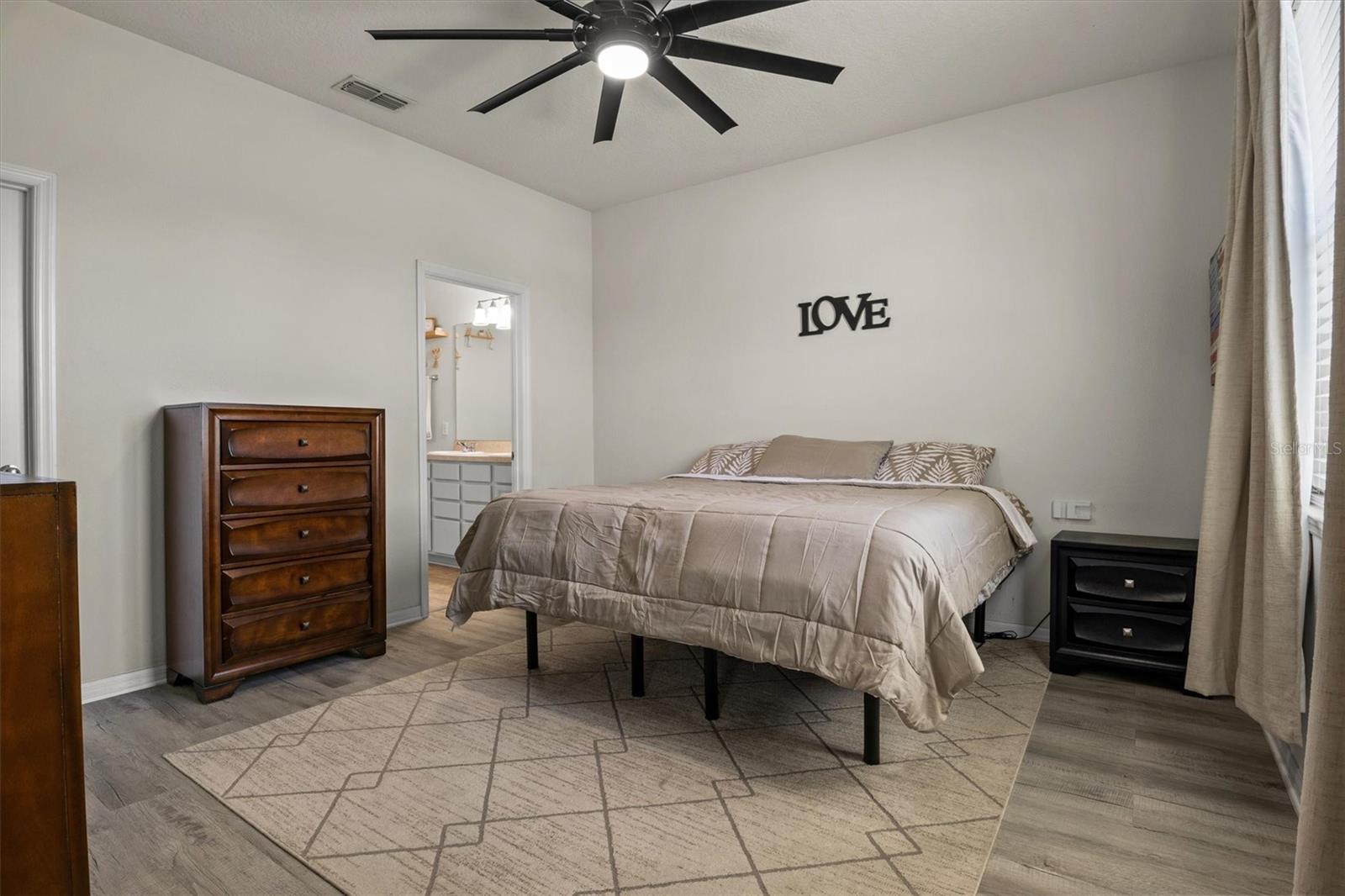 Image 15 of 26 For 8846 Conway Road