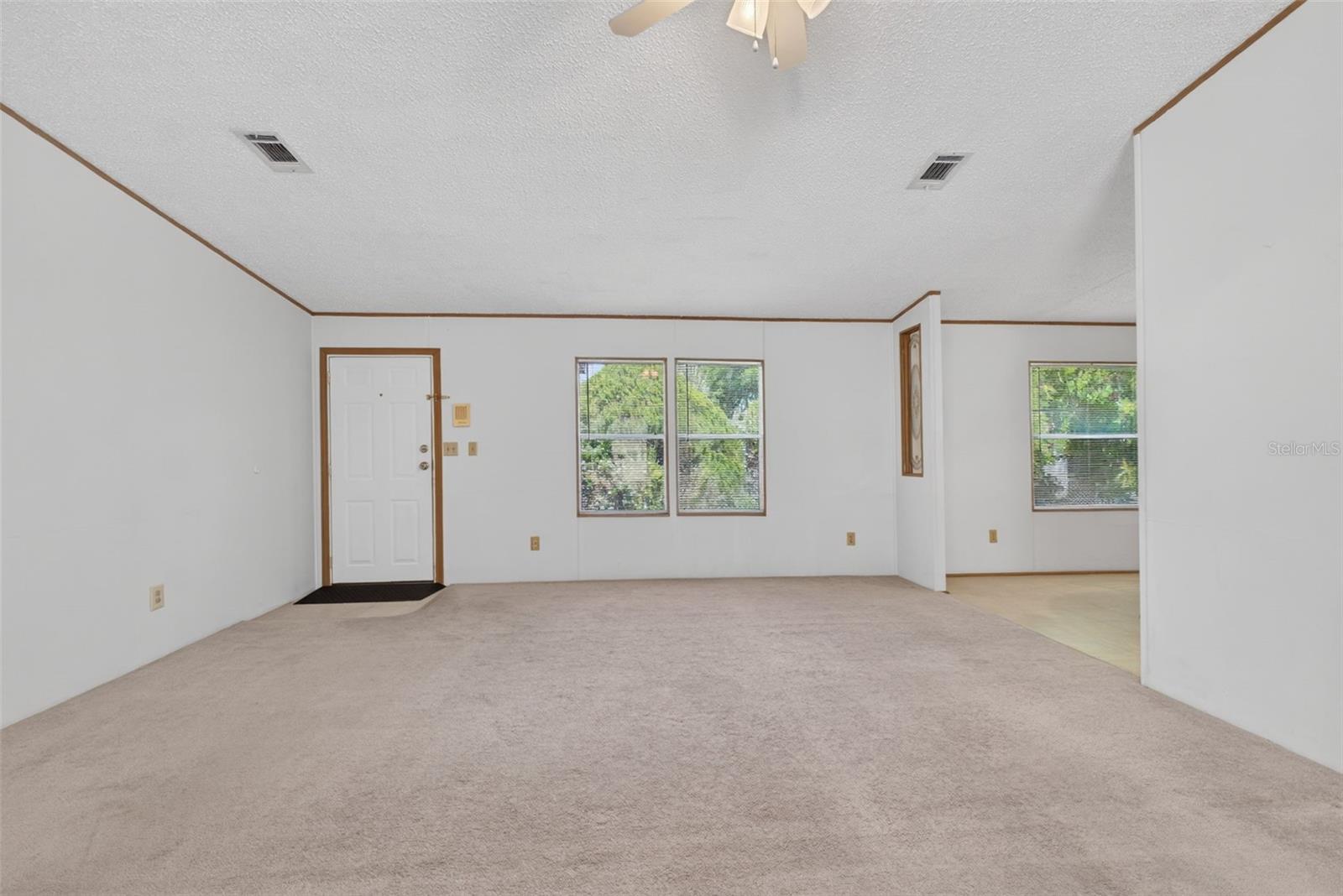 Image 10 of 69 For 5892 Fox Haven Drive