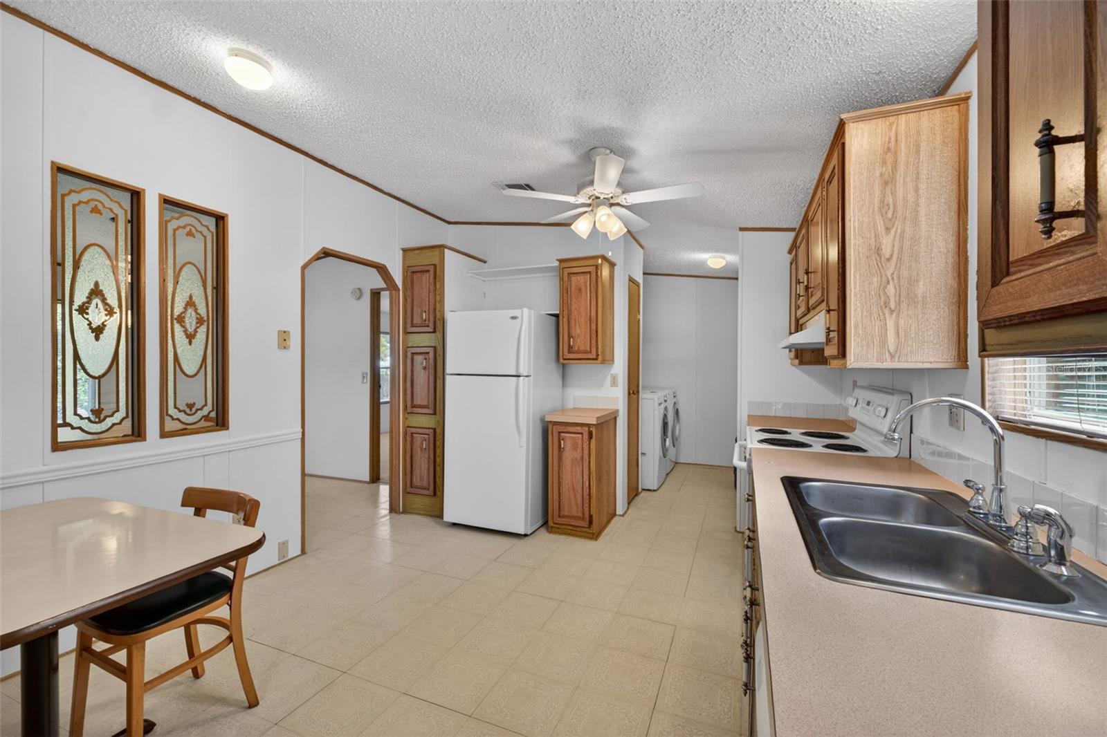 Image 21 of 69 For 5892 Fox Haven Drive