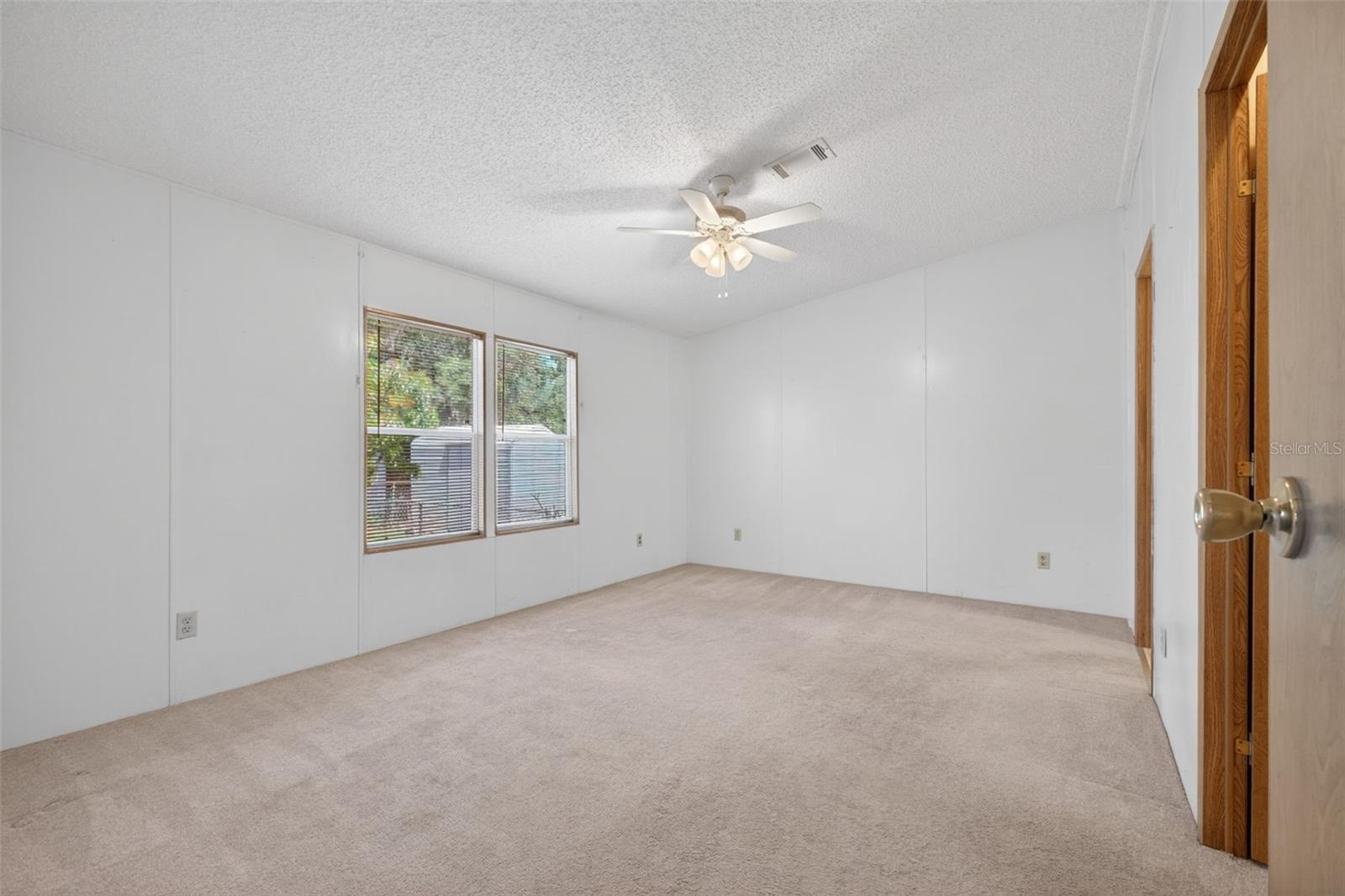 Image 28 of 69 For 5892 Fox Haven Drive