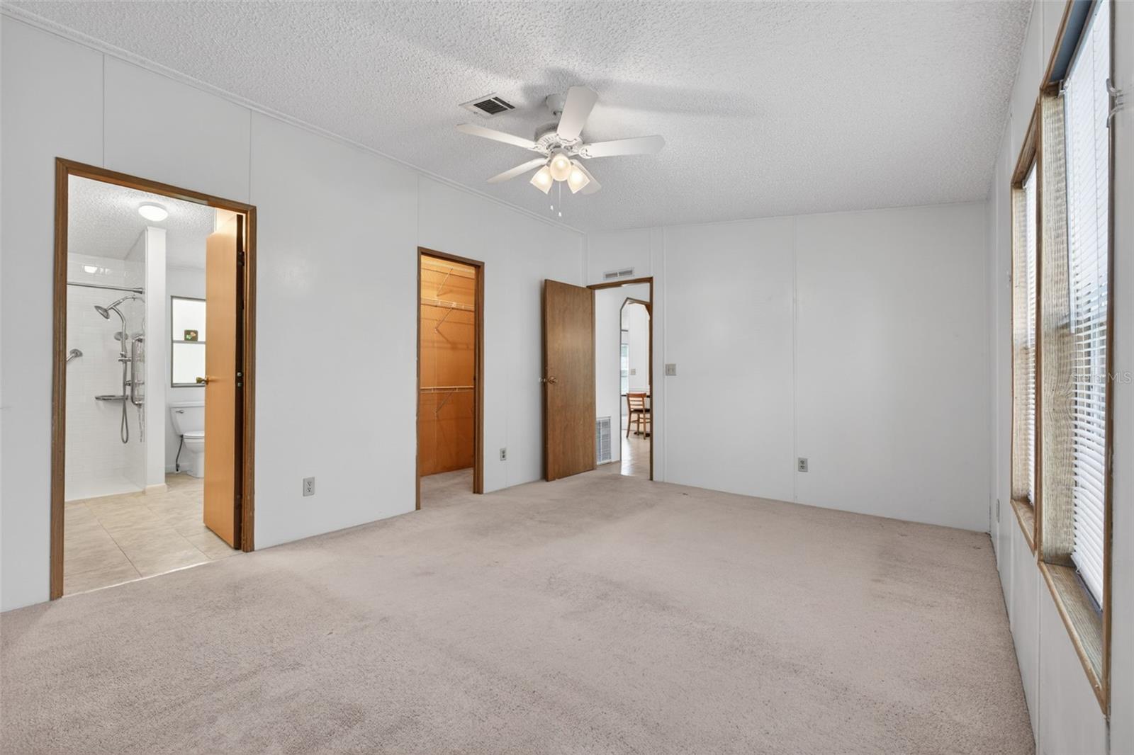 Image 29 of 69 For 5892 Fox Haven Drive