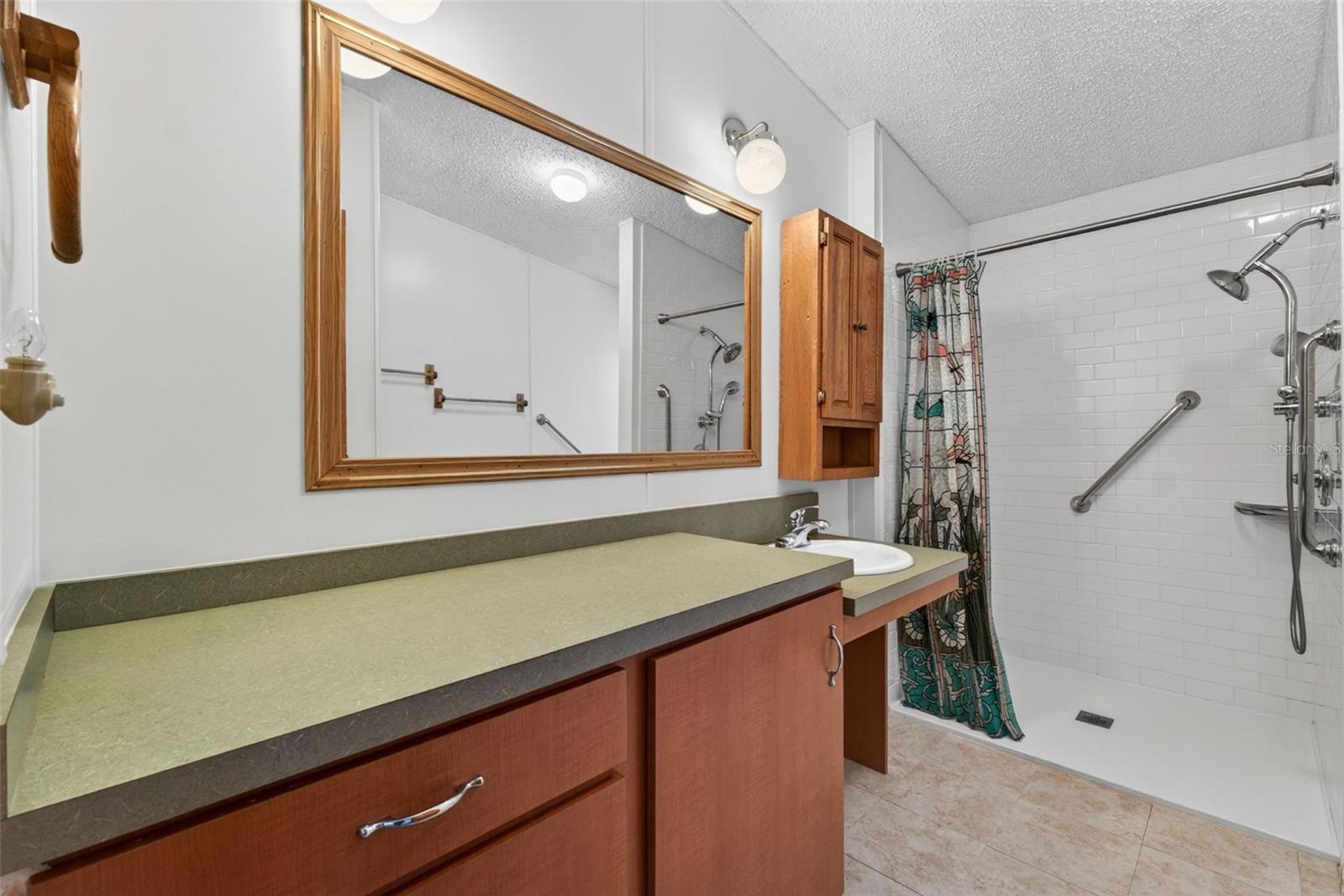 Image 34 of 69 For 5892 Fox Haven Drive