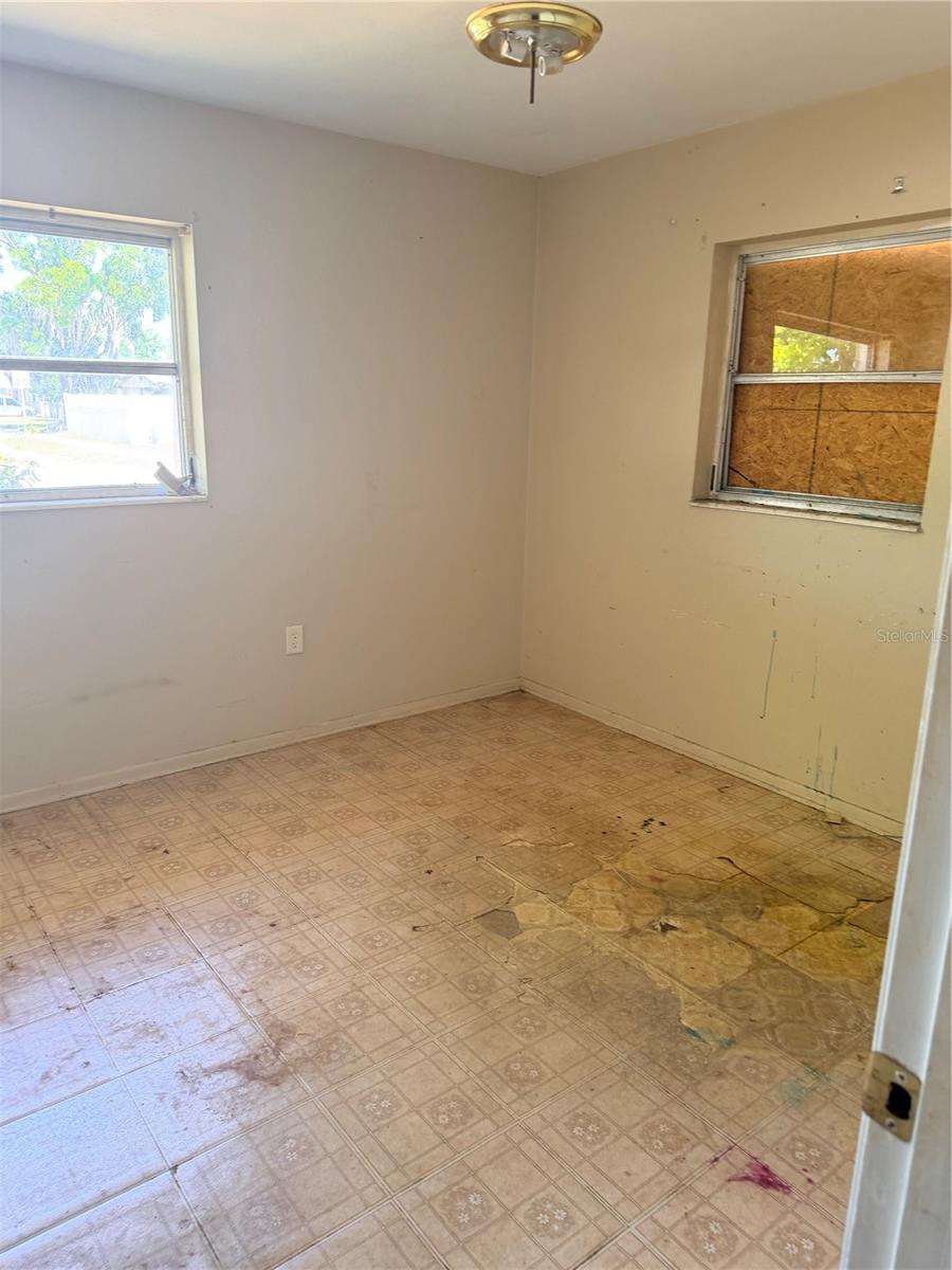 Image 13 of 14 For 708 Glad Road